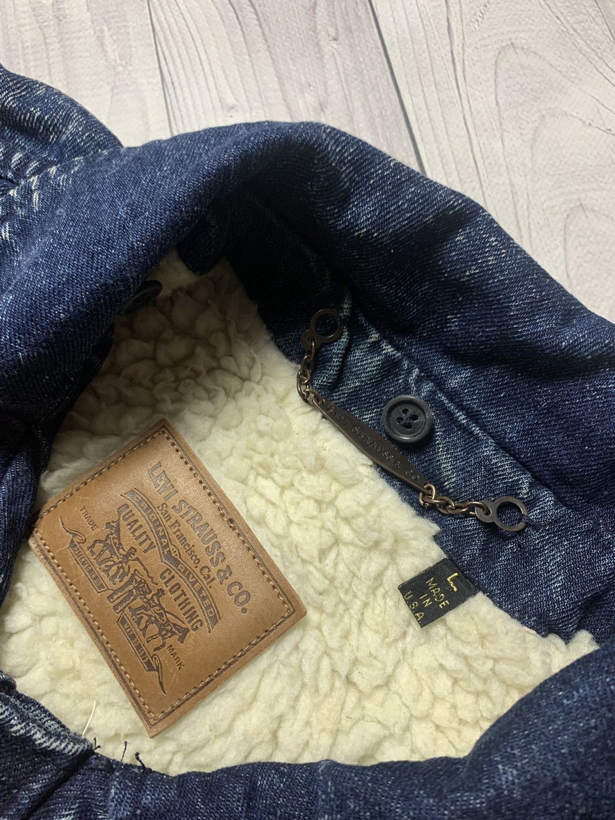 Levi's × Levi's Vintage Clothing × Vintage Vintage denim jacket Sherpa Levis size L USA rare Size US L / EU 52-54 / 3 - 6 Thumbnail