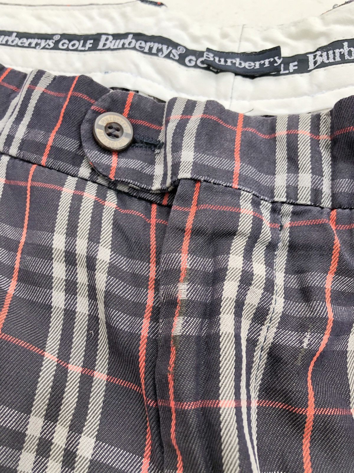 Burberry Vintage Burberry's Golf Authentic Nova Check Plaid Pants Size US 30 / EU 46 - 9 Thumbnail