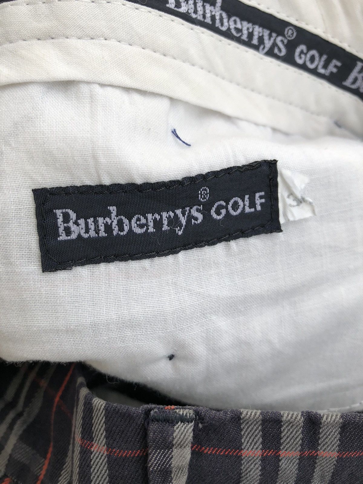 Burberry Vintage Burberry's Golf Authentic Nova Check Plaid Pants Size US 30 / EU 46 - 14 Thumbnail
