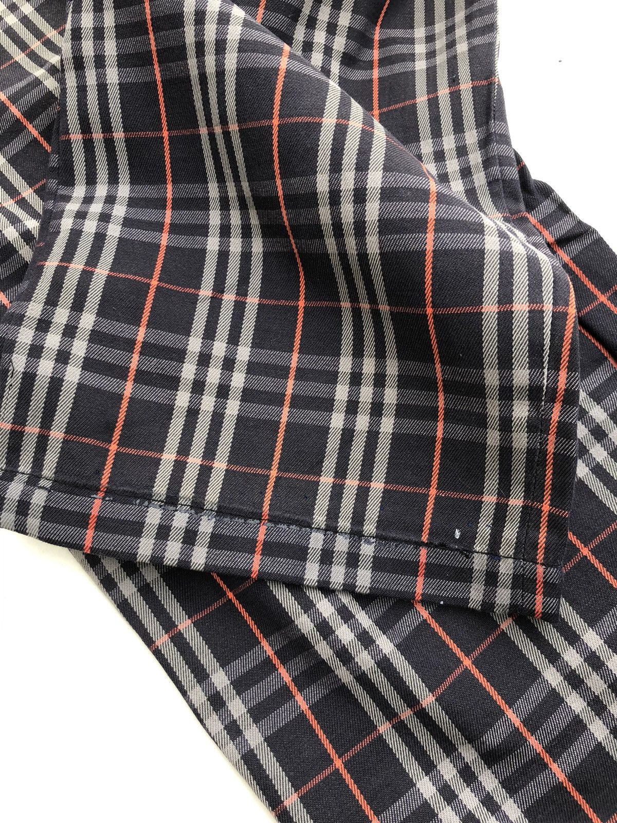 Burberry Vintage Burberry's Golf Authentic Nova Check Plaid Pants Size US 30 / EU 46 - 6 Thumbnail