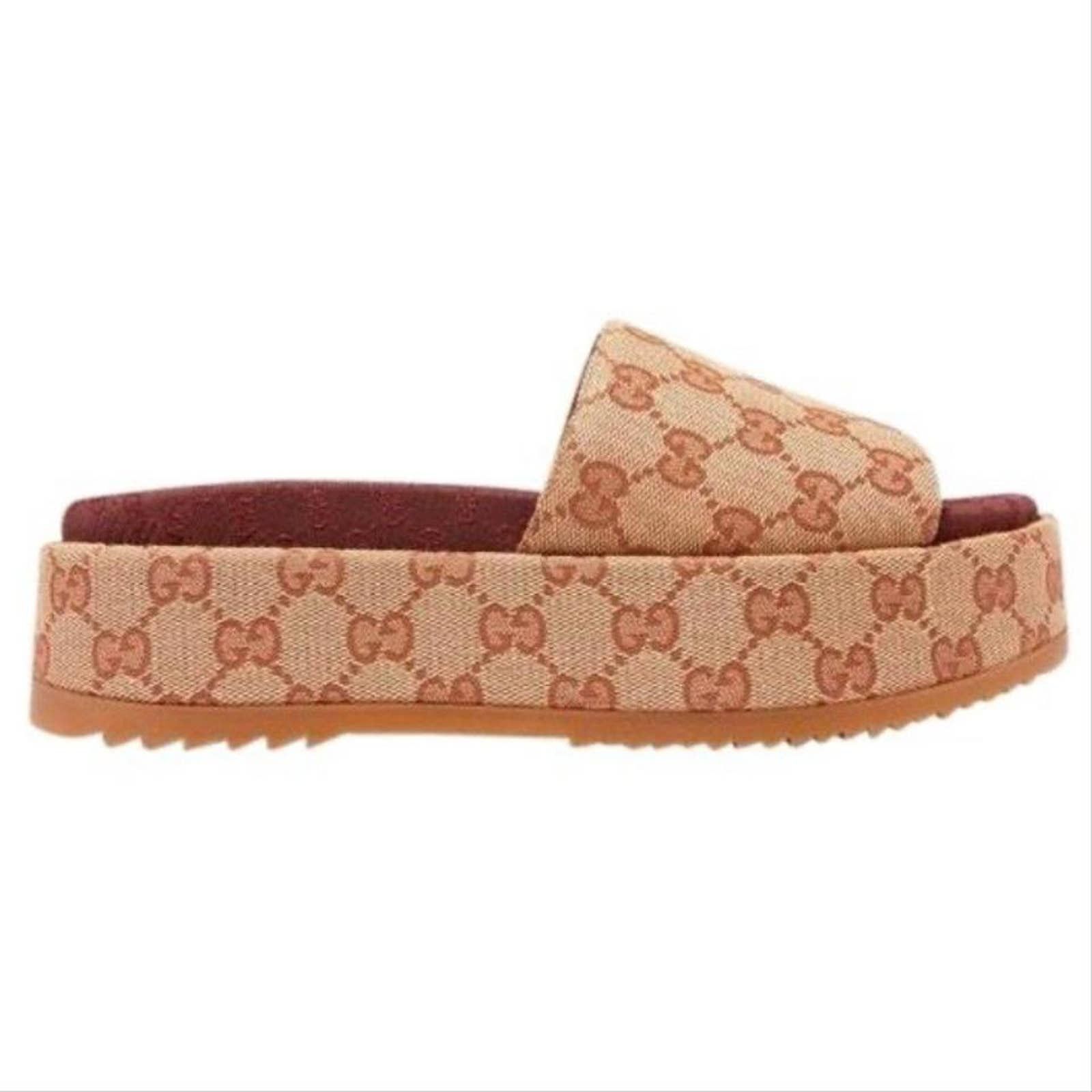 Angelina GG logo platform slides