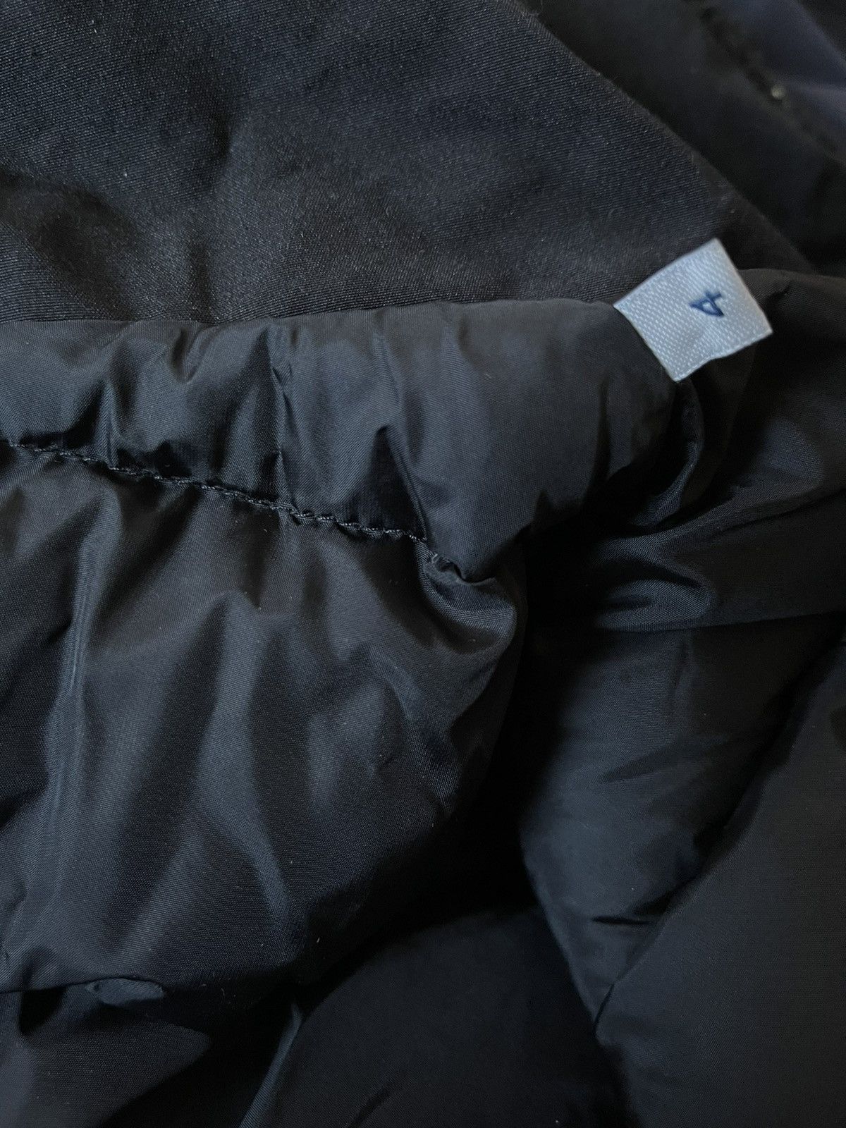 Moncler × Off-White MONCLER OFF WHITE TREBEURDEN GIUBOTTO (4) Size US L / EU 52-54 / 3 - 6 Thumbnail