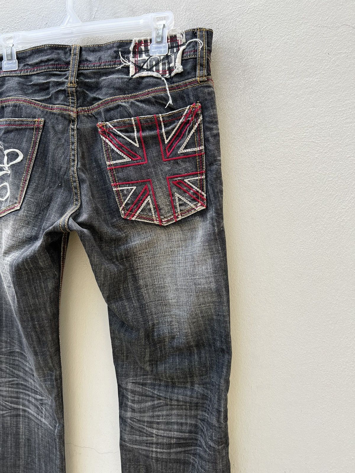 Hysteric Glamour × Japanese Brand × Needles Trashed Edge Rupert Japan Ripped Denim Jeans Size US 31 - 11 Thumbnail