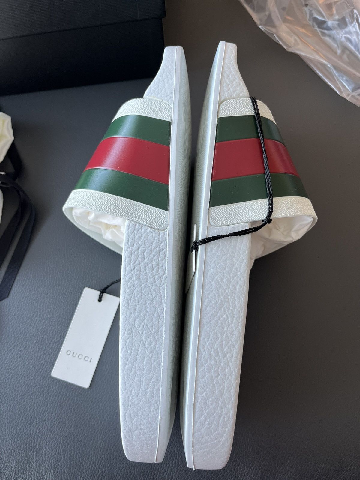Gucci Limited Brand New Classic Gucci Rubber Slides Sandal Shoes Size US 13 / EU 46 - 13 Thumbnail