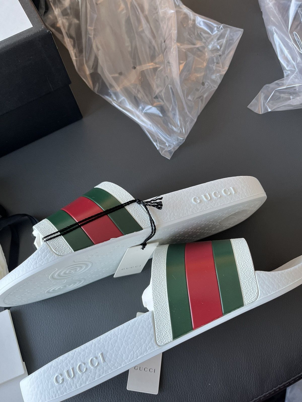 Gucci Limited Brand New Classic Gucci Rubber Slides Sandal Shoes Size US 13 / EU 46 - 8 Thumbnail