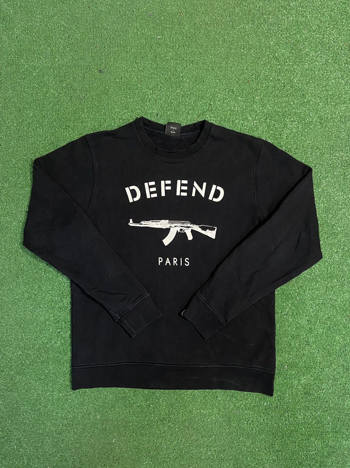Defend paris sweatshirt clearance