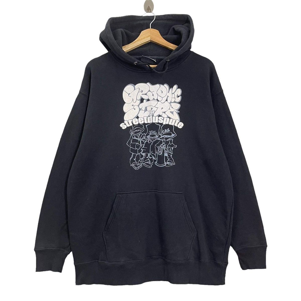 Graphic Store Street Duspute By Oblo Design Crewneck Hoodies