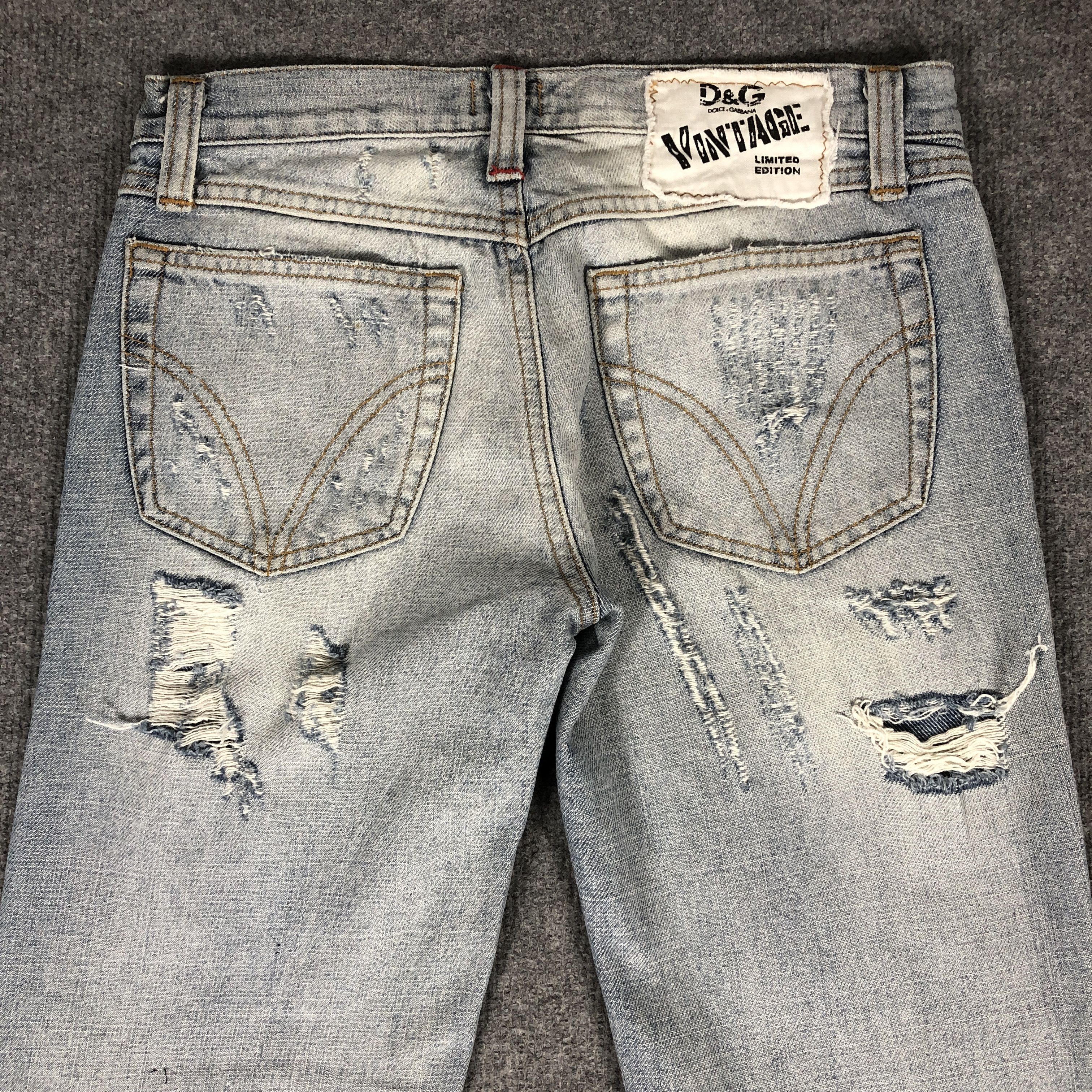 DC Comics × Dolce & Gabbana × Vintage Womens Vintage Dolce & Gabbana x DC Comics Jeans L1128W Size 28" / US 6 / IT 42 - 6 Thumbnail