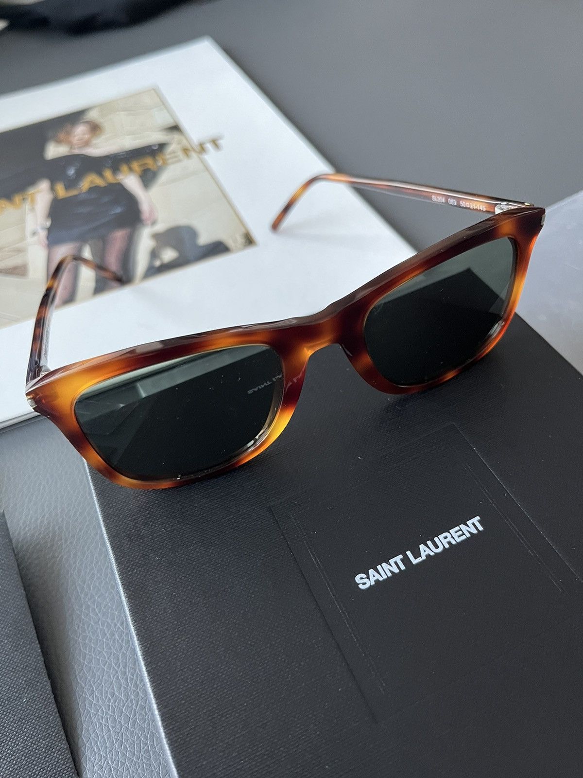Hedi Slimane × Saint Laurent Paris × Yves Saint Laurent Iconic Brand New Classic Runway Sunglasses Limited Edition Size ONE SIZE - 3 Thumbnail