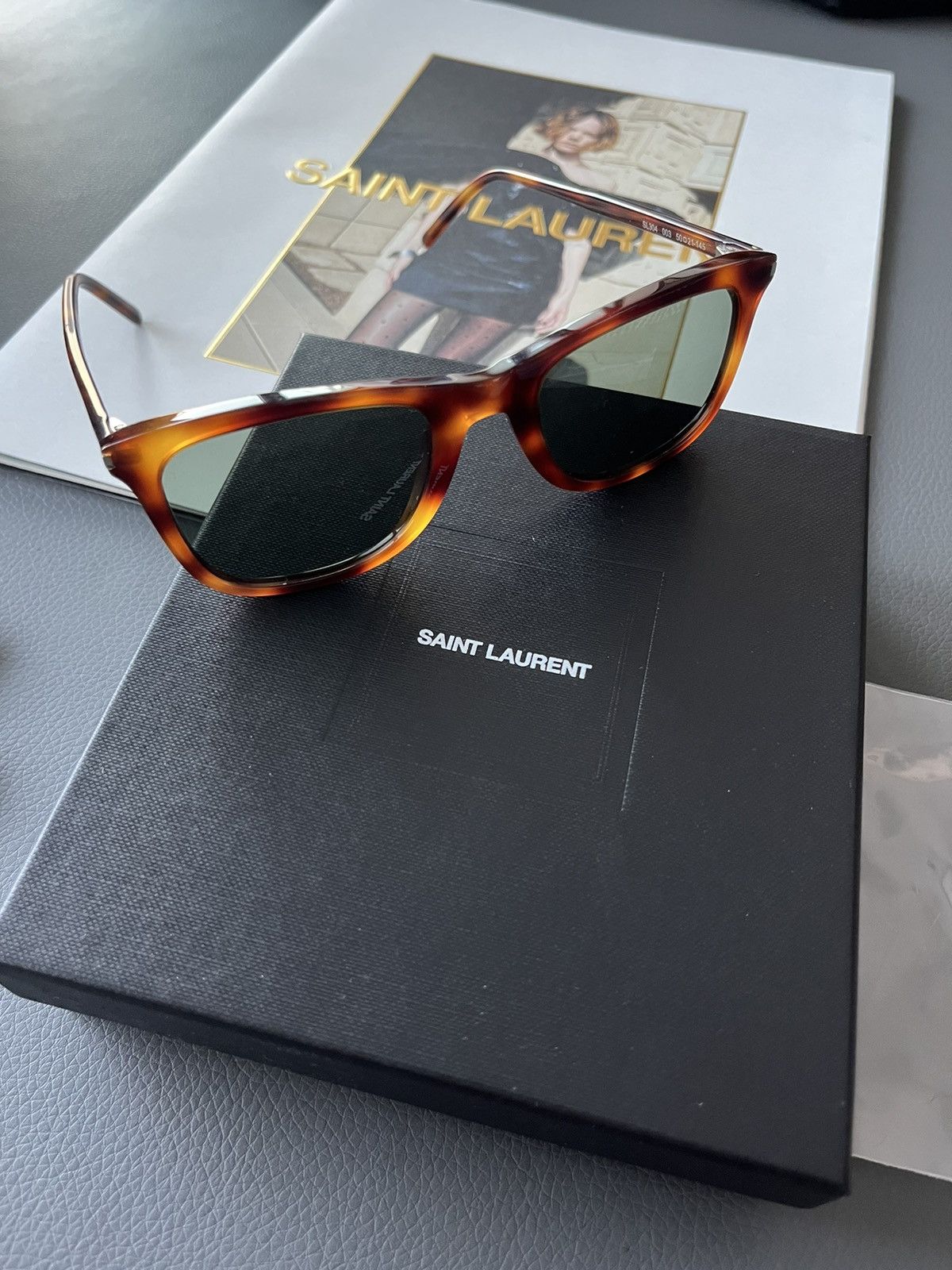 Hedi Slimane × Saint Laurent Paris × Yves Saint Laurent Iconic Brand New Classic Runway Sunglasses Limited Edition Size ONE SIZE - 15 Thumbnail