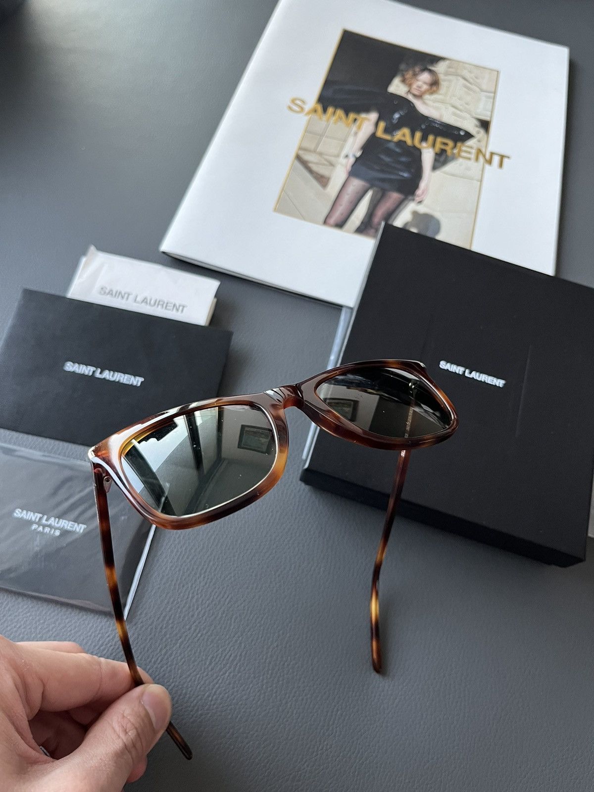 Hedi Slimane × Saint Laurent Paris × Yves Saint Laurent Iconic Brand New Classic Runway Sunglasses Limited Edition Size ONE SIZE - 10 Thumbnail