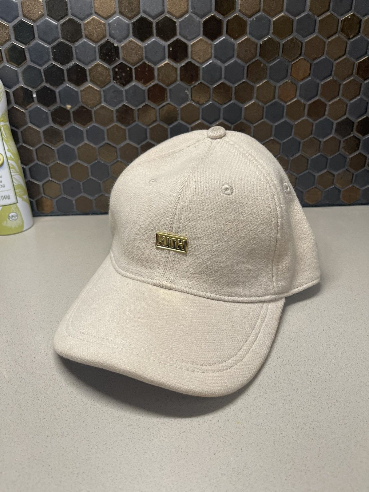 Kith Kith Gold Box Logo Fleece Hat // Beige Size ONE SIZE - 1 Thumbnail