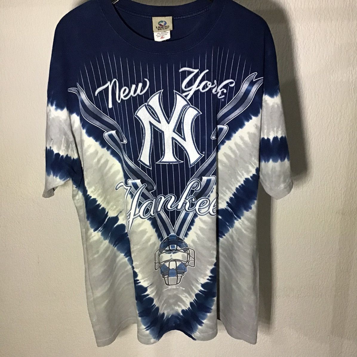Liquid Blue Tie Dye New York Yankees Vintage Blue and Gray T-Shirt sz LG