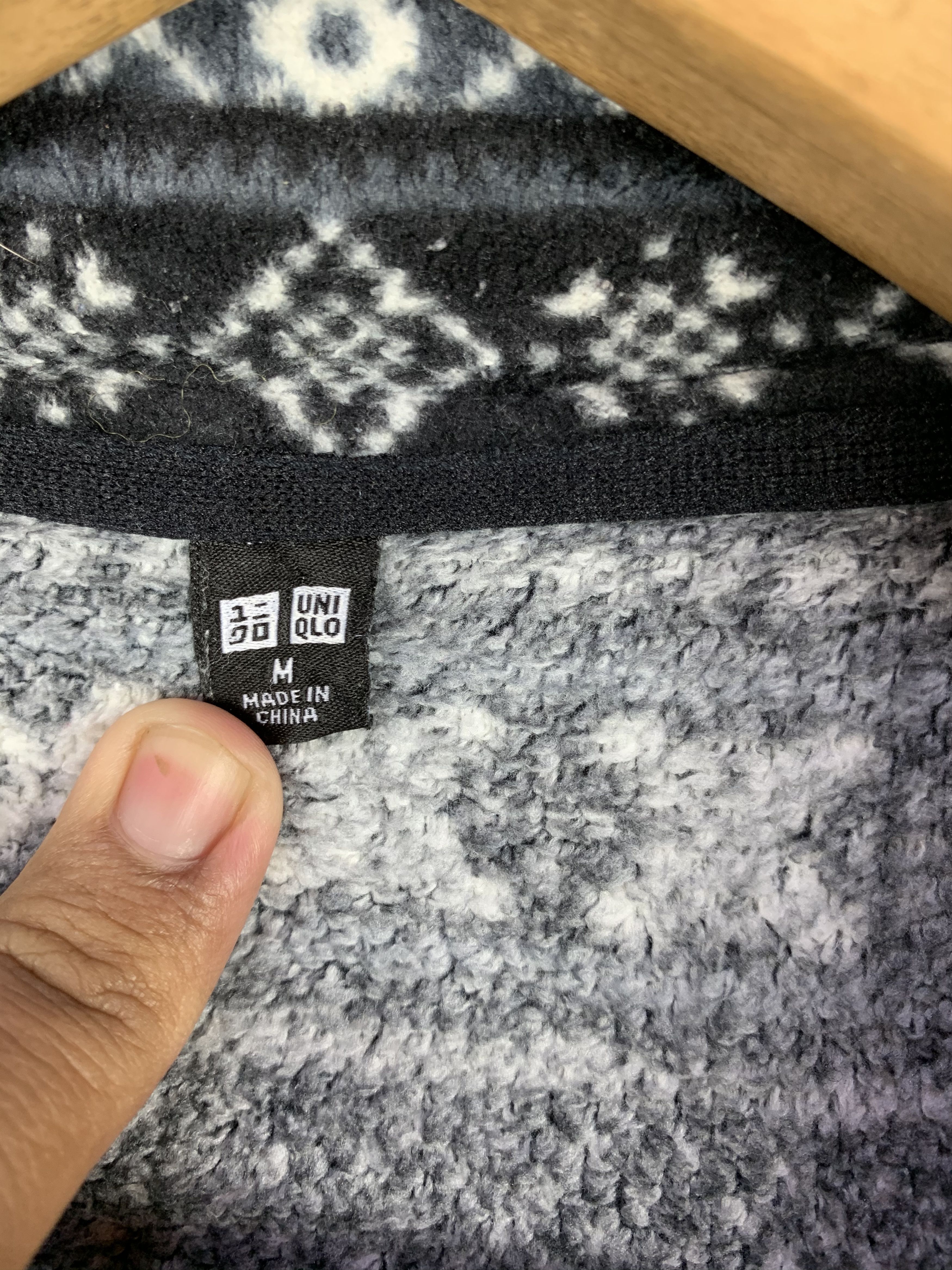 Japanese Brand × Uniqlo Steals! Uniqlo Aztec Navajo Natives Style Fleece Jacket Size US M / EU 48-50 / 2 - 5 Thumbnail