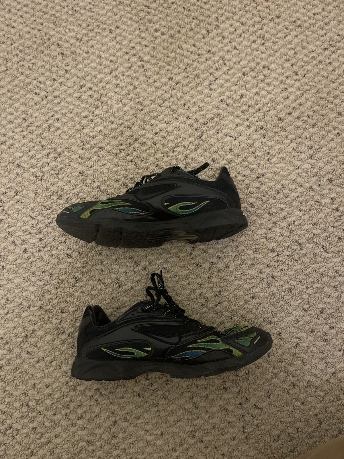 supreme spectrum black