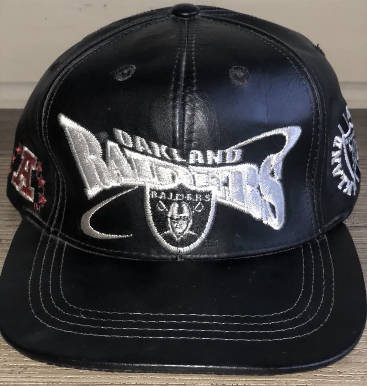 Vintage Oakland Raiders pro elite genuine Leather NFL Hat