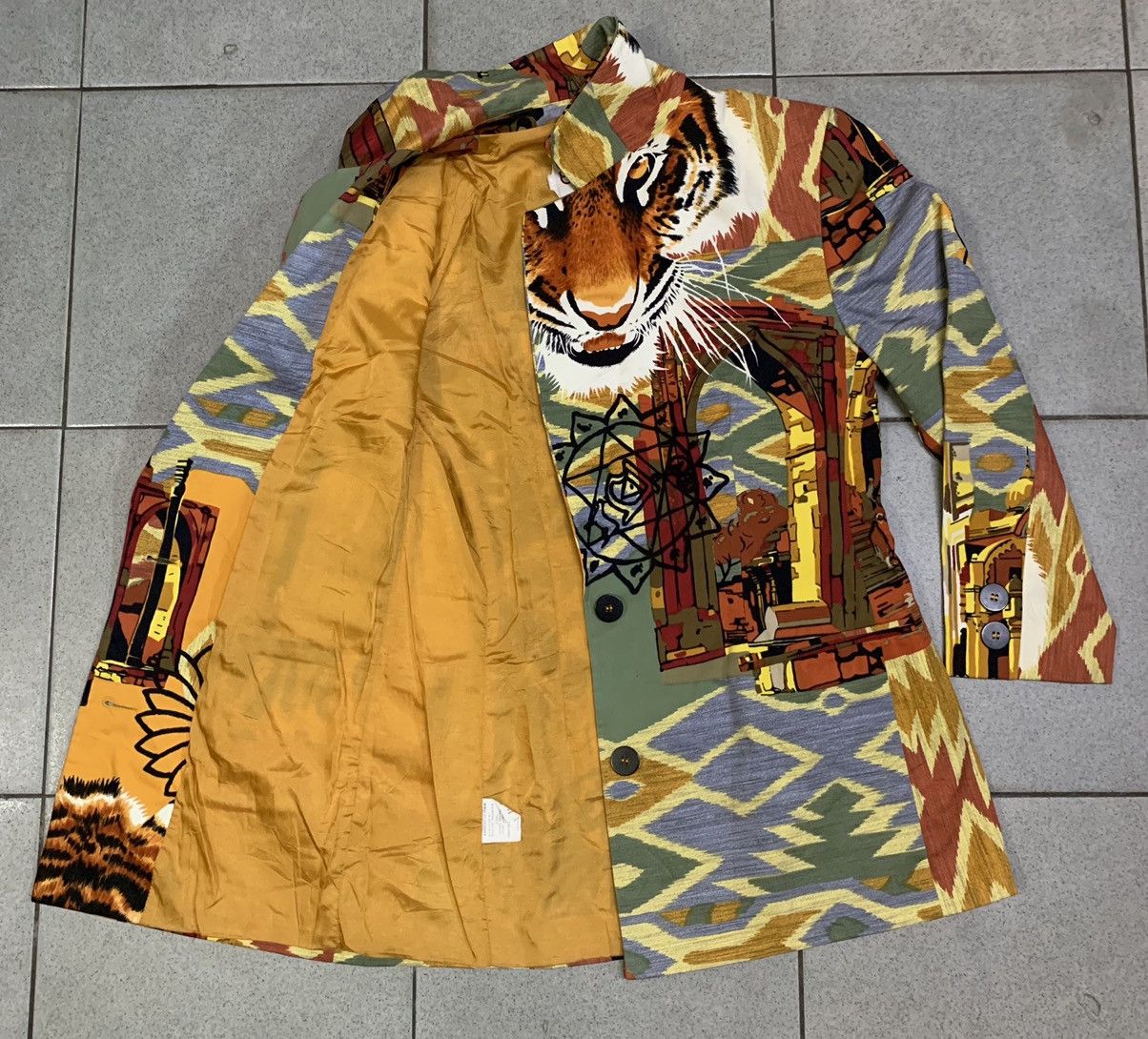 Byblos Rare🔥🔥 Byblos Full Printed Blazer Made In Italy Size S / US 4 / IT 40 - 24 Thumbnail