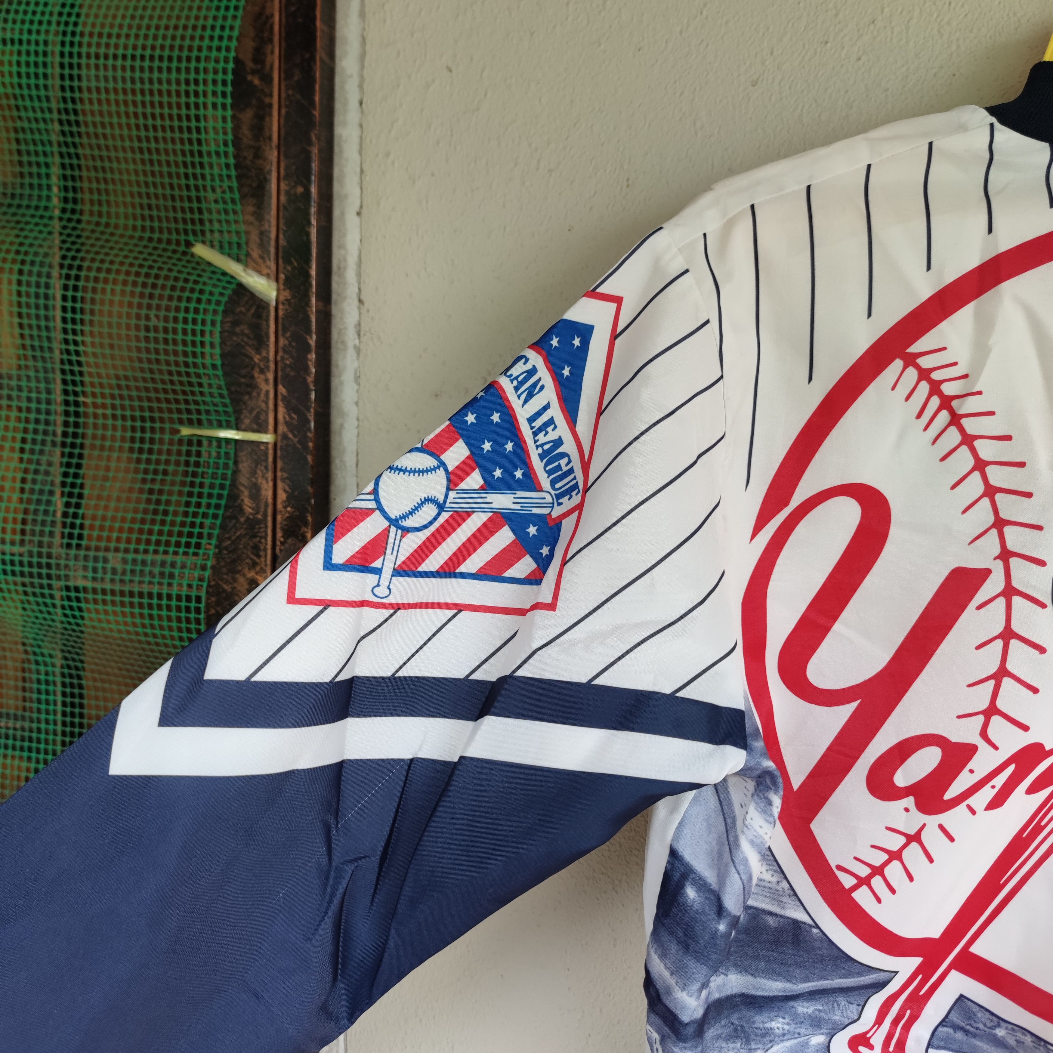 Chalk Line × MLB × New York Yankees VINTAGE 1989 MLB NEW YORK YANKEES JACKET BY CHALK LINE Size US M / EU 48-50 / 2 - 7 Thumbnail