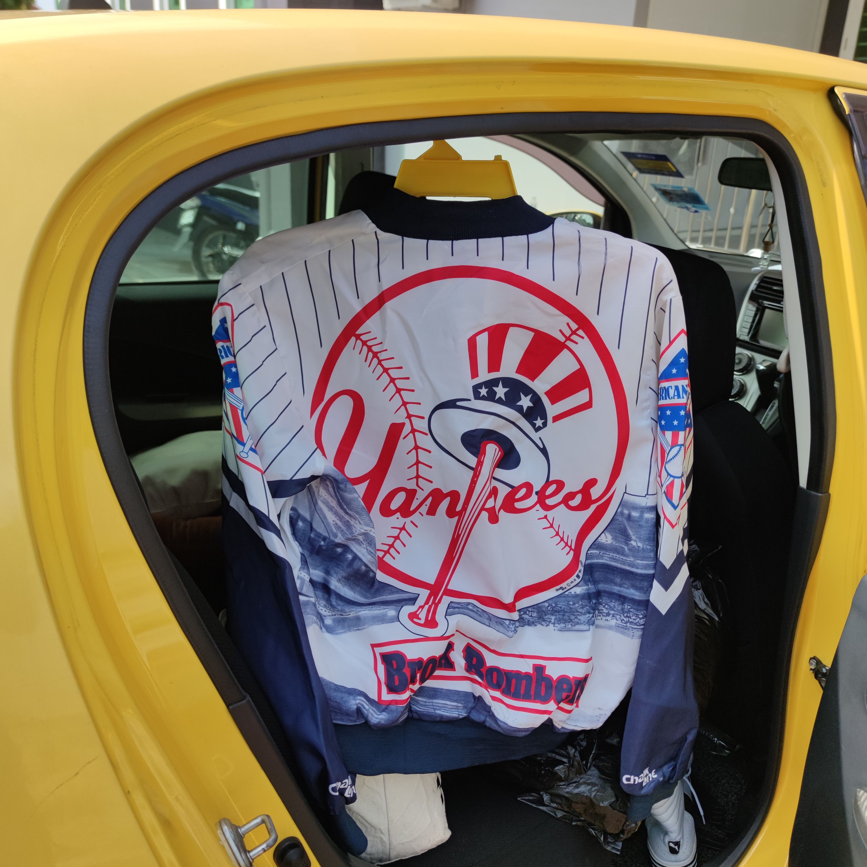 Chalk Line × MLB × New York Yankees VINTAGE 1989 MLB NEW YORK YANKEES JACKET BY CHALK LINE Size US M / EU 48-50 / 2 - 1 Thumbnail