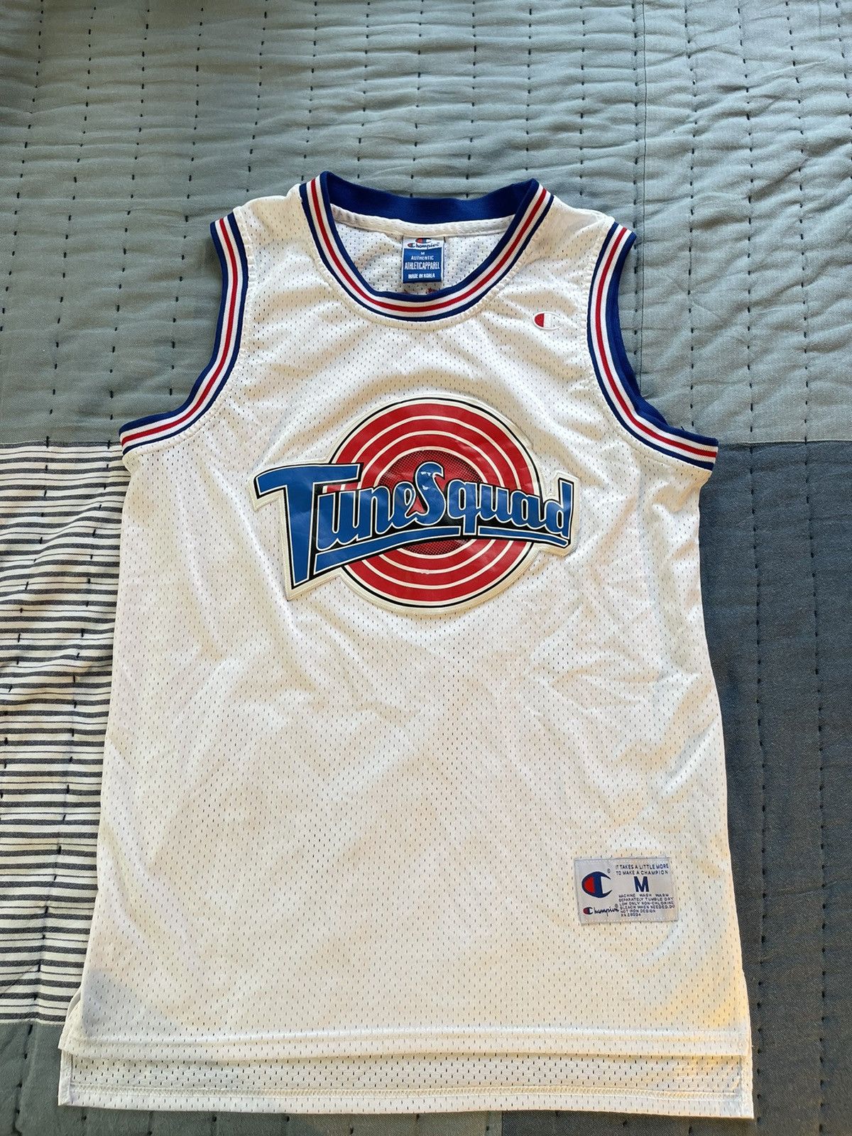 Champion bugs bunny jersey online