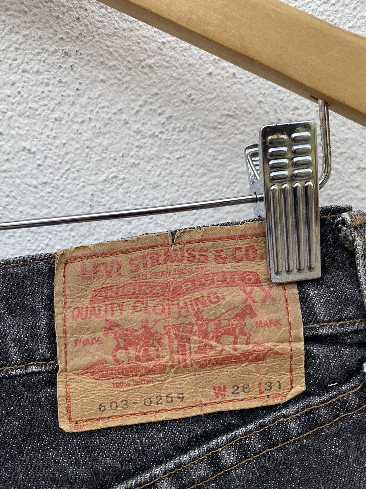 Levi's Vintage Levis black skinny jeans Size US 28 / EU 44 - 8 Thumbnail