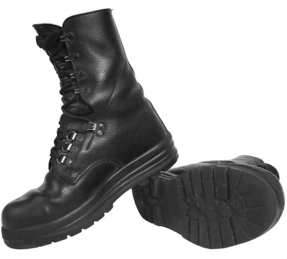 80s Vintage MilitaryIssue Boots