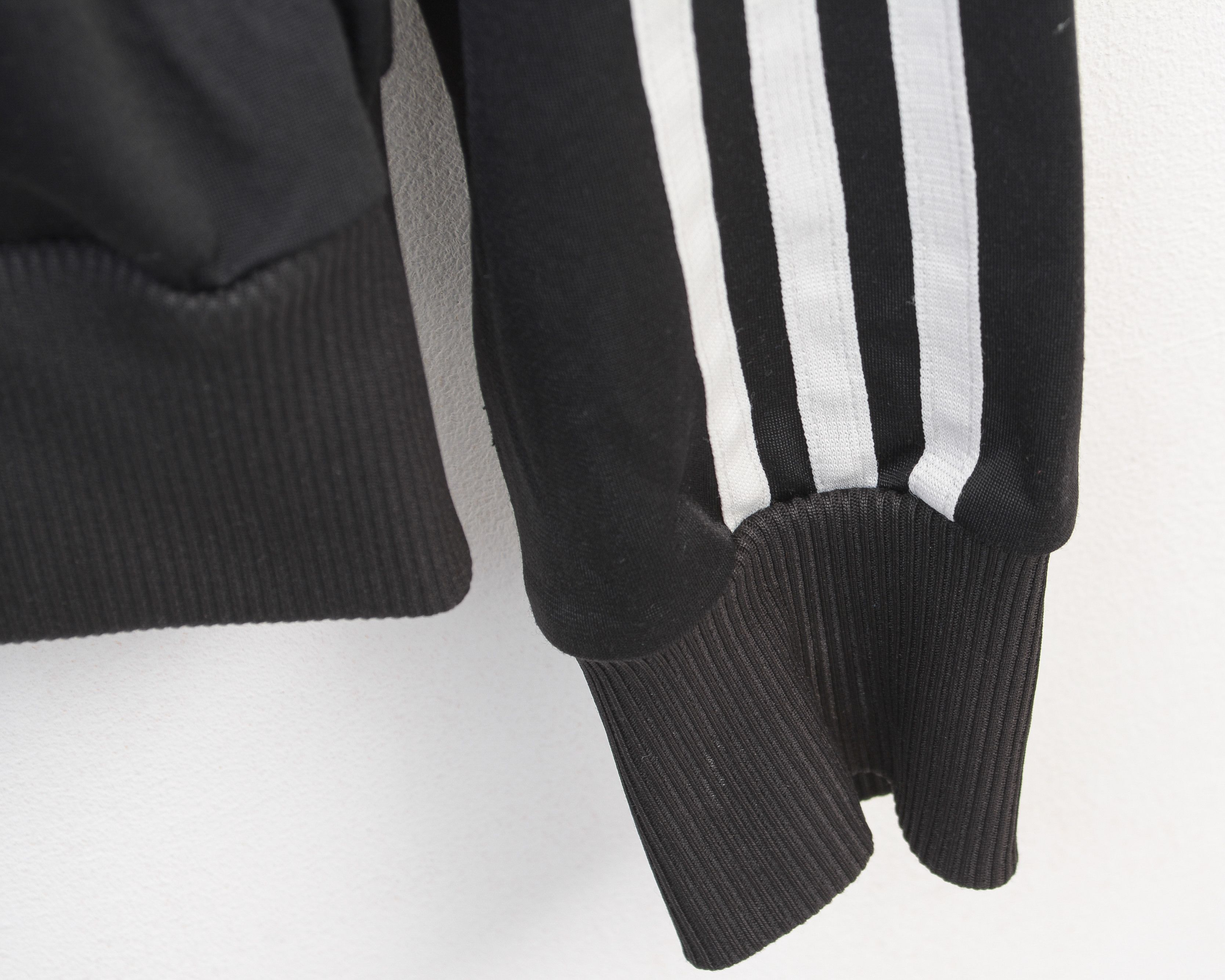 Adidas UK 8 Womens S Tracksuit Jacket EU 36 Jumper Sweatshirt US 4 Size S / US 4 / IT 40 - 3 Thumbnail
