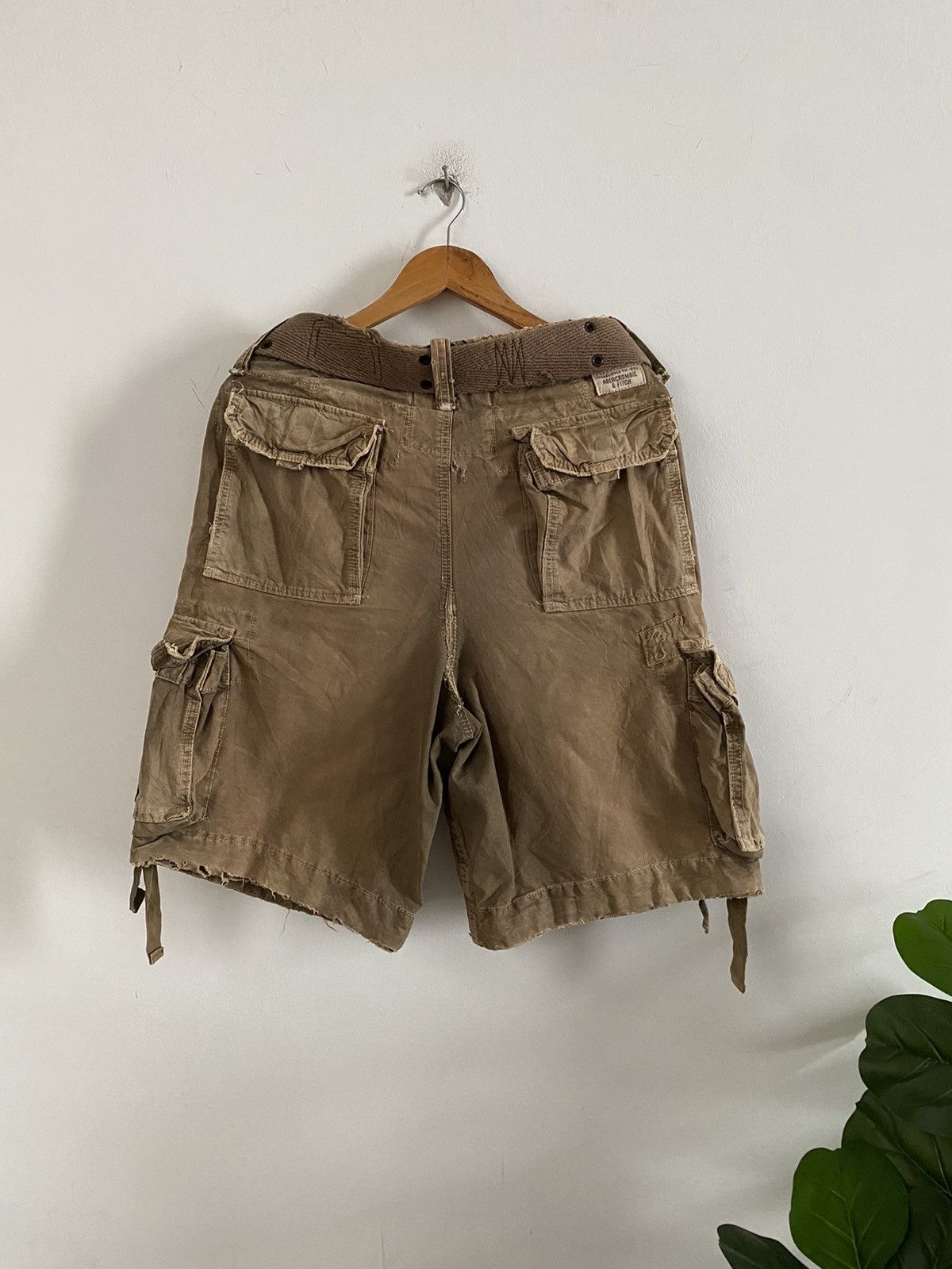 Abercrombie & Fitch × Issey Miyake Miyake Design short military pocket by ABERCROMOJE & FITCH 🇯🇵 Size US 28 / EU 44 - 19 Thumbnail