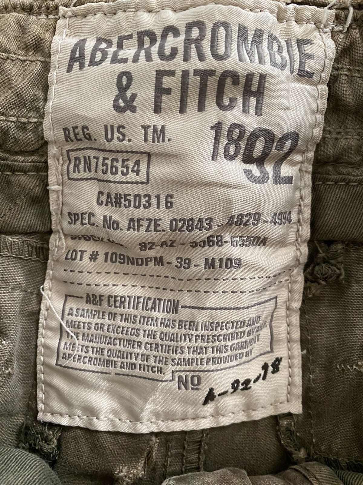 Abercrombie & Fitch × Issey Miyake Miyake Design short military pocket by ABERCROMOJE & FITCH 🇯🇵 Size US 28 / EU 44 - 17 Thumbnail