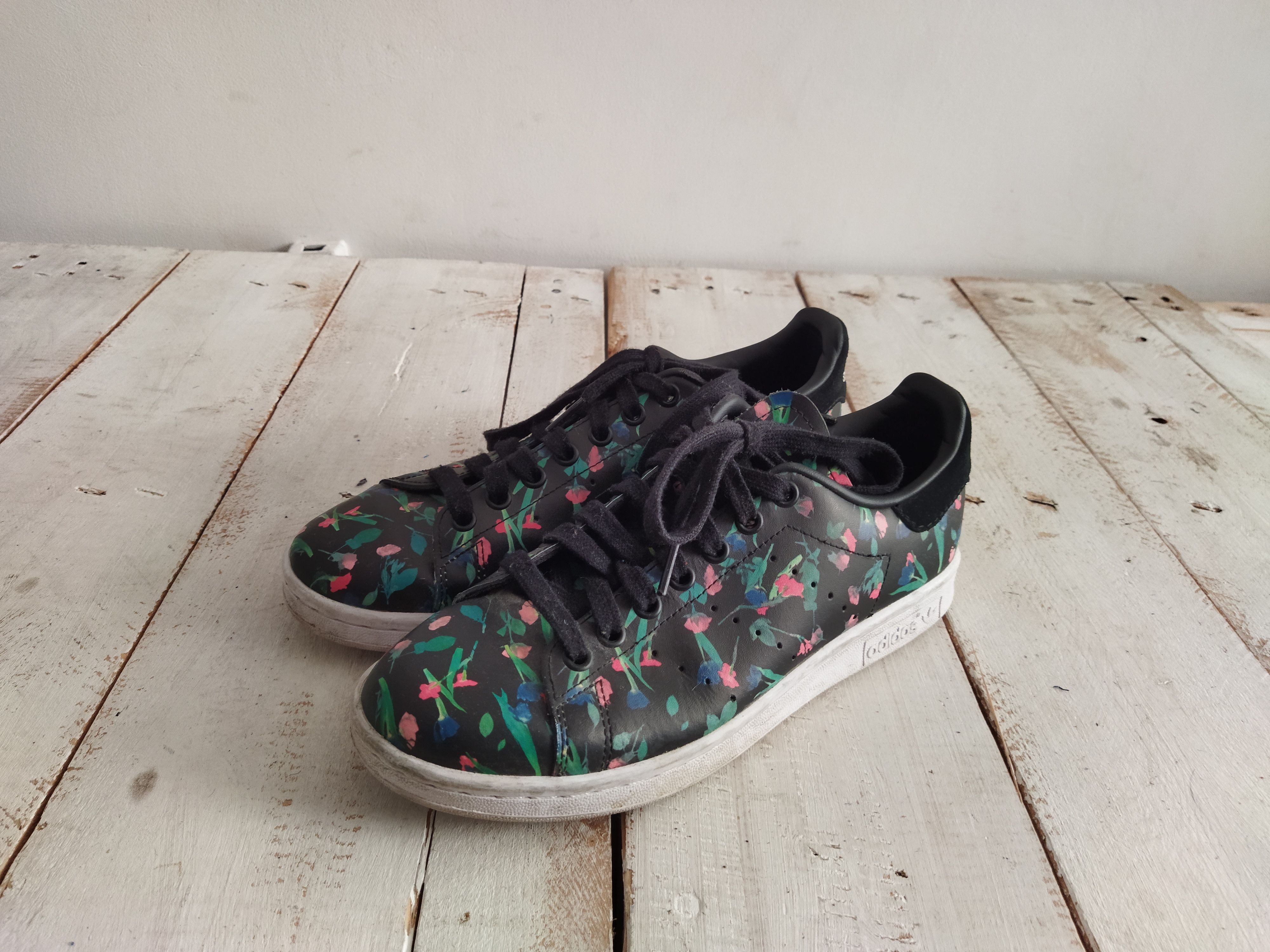 Adidas Stan Smith trainers shoes Women FR 38.5 boots floral UK 5.5 Size US 7 / IT 37 - 2 Thumbnail