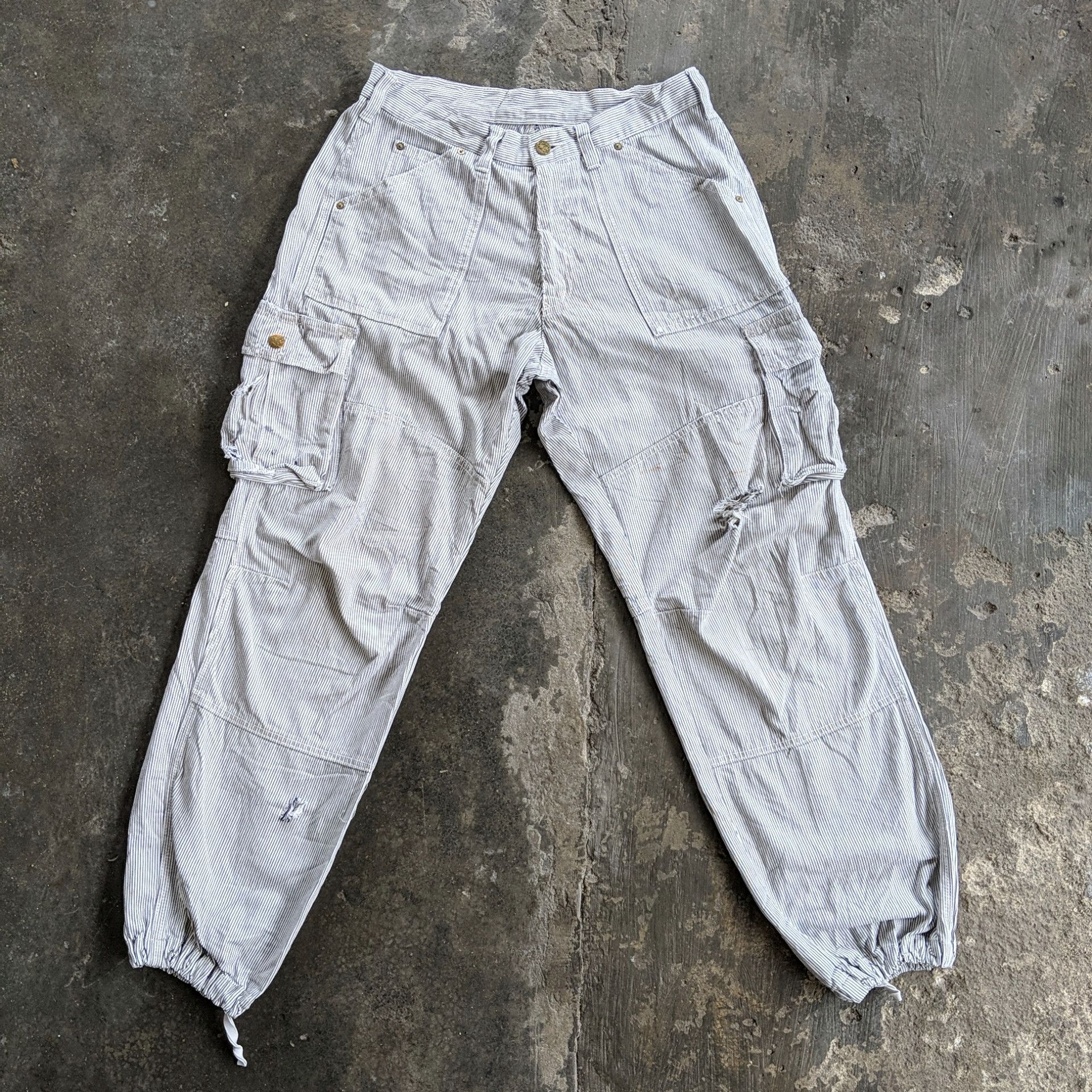 Japanese Brand W30 🔥Dog Man Multipocket Distressed Tactical Cargo Pants Size US 30 / EU 46 - 1 Thumbnail
