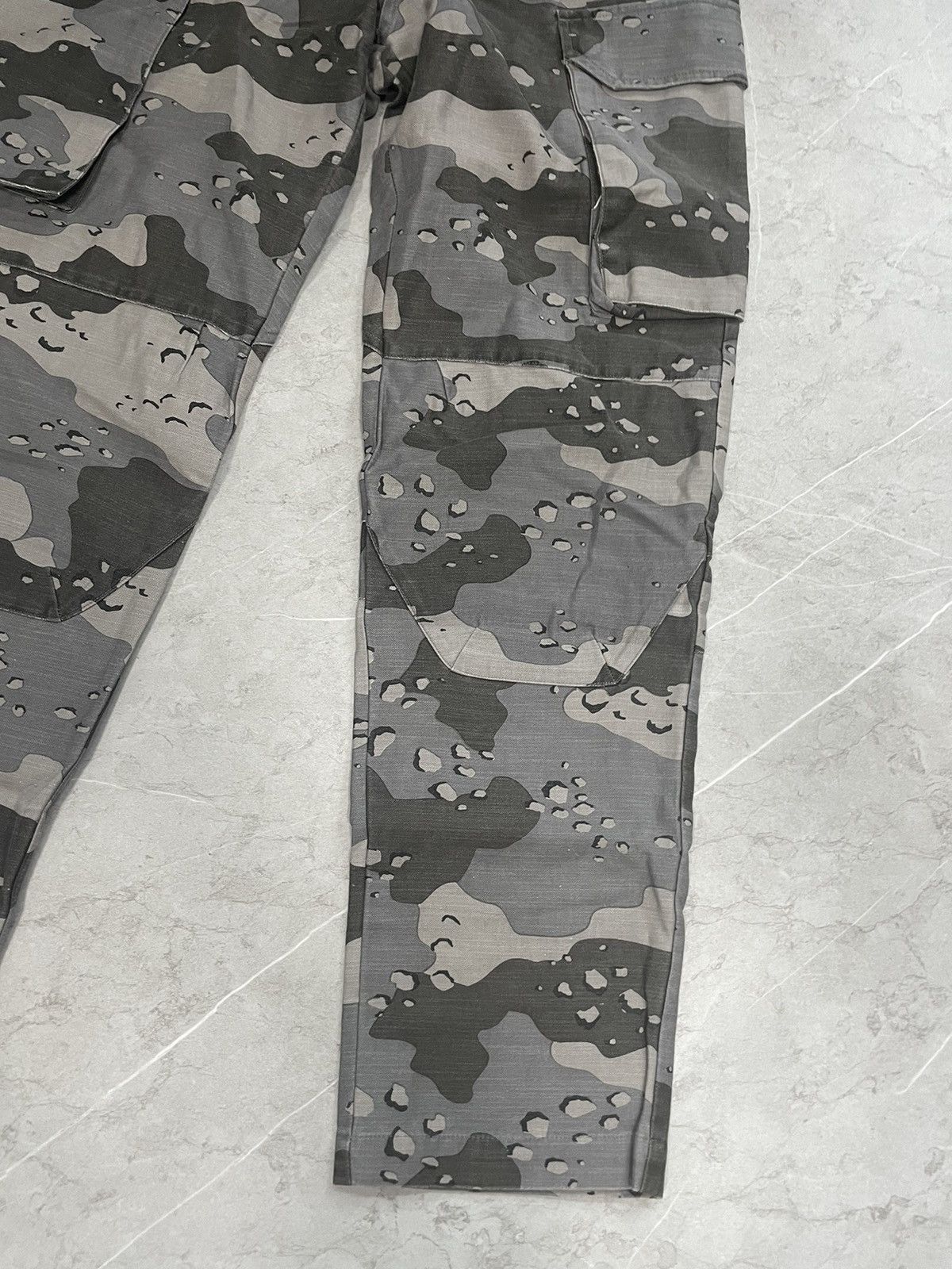 Stampd UNWORN* Camo cargo pants 32 Size US 32 / EU 48 - 2 Thumbnail