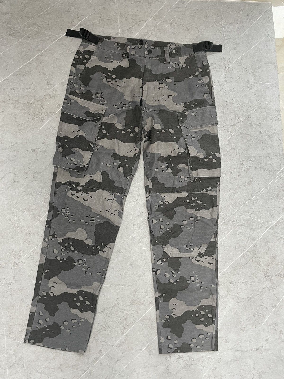 Stampd UNWORN* Camo cargo pants 32 Size US 32 / EU 48 - 1 Thumbnail