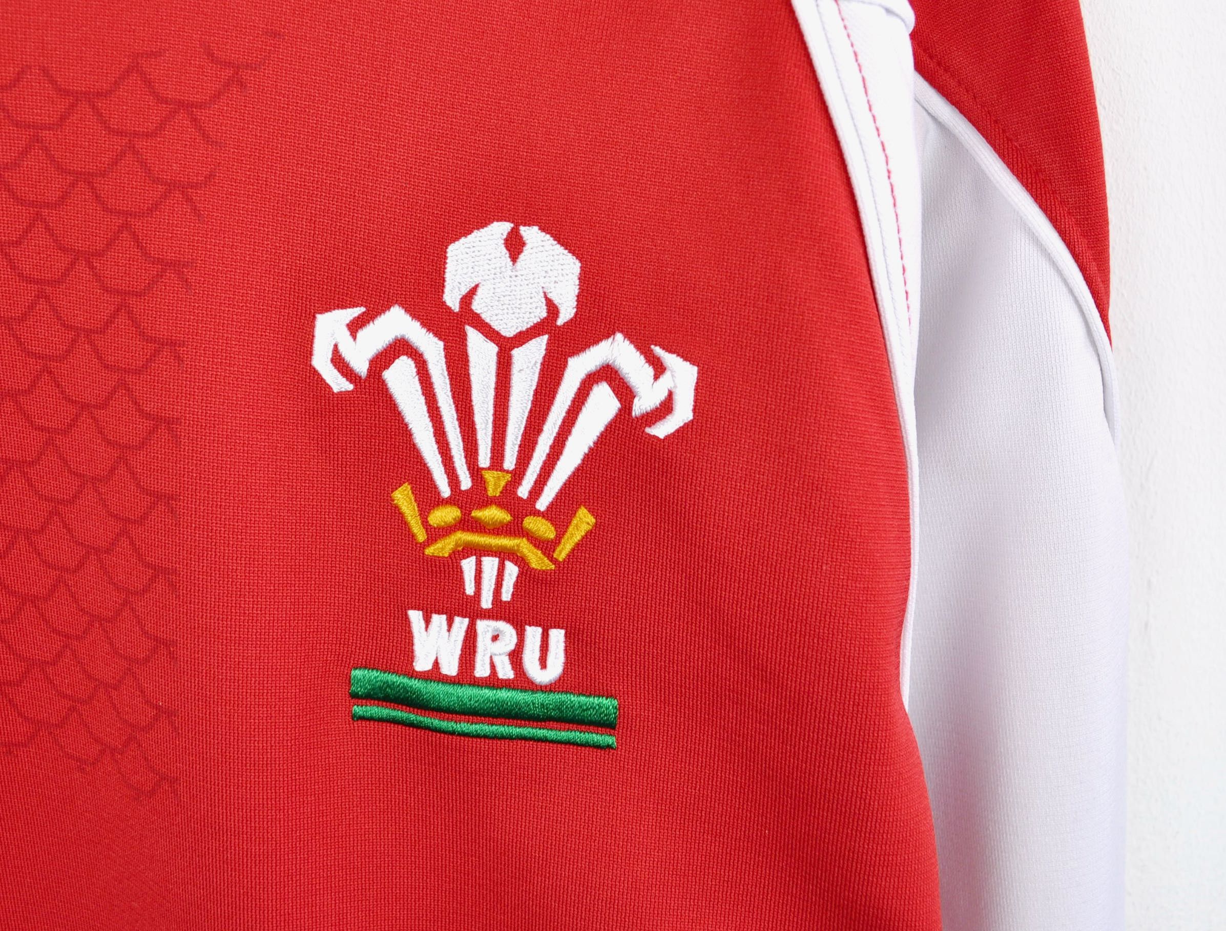 Under Armour Wales Rugby Union Home Long sleeved Jersey Shirt WRU S Size US S / EU 44-46 / 1 - 3 Thumbnail