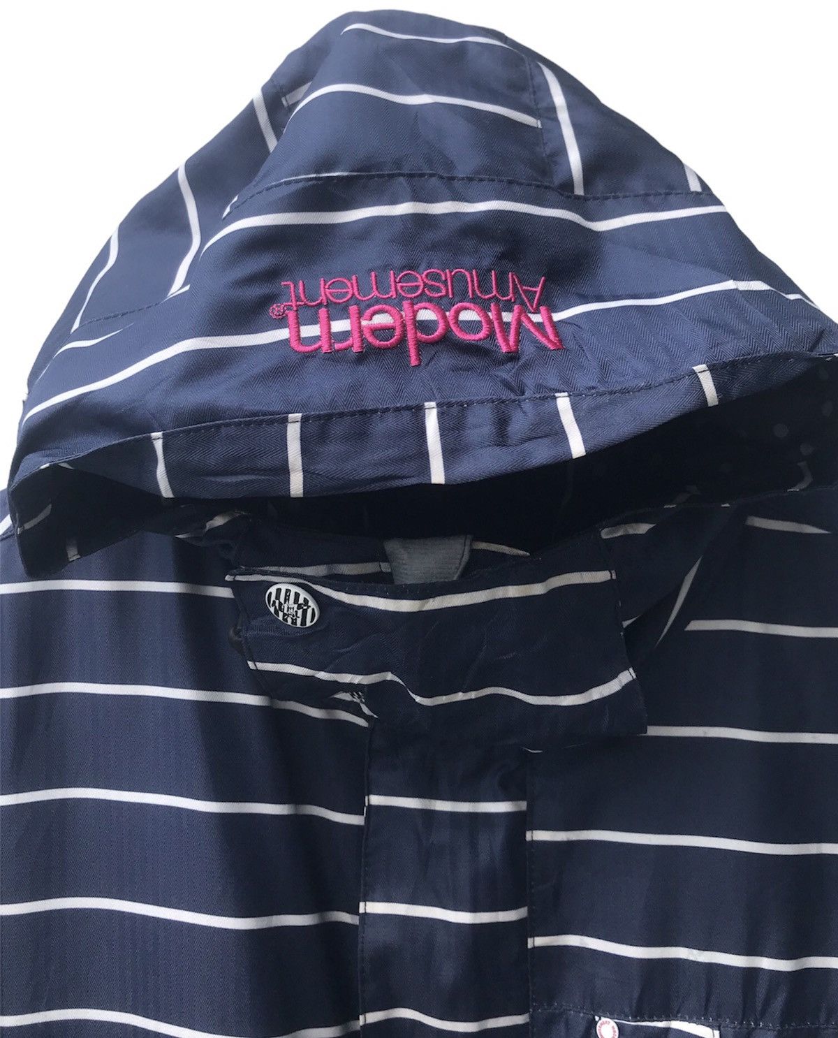 Modern Amusement Modern Amusement Snowboard Jacket Size US L / EU 52-54 / 3 - 7 Thumbnail