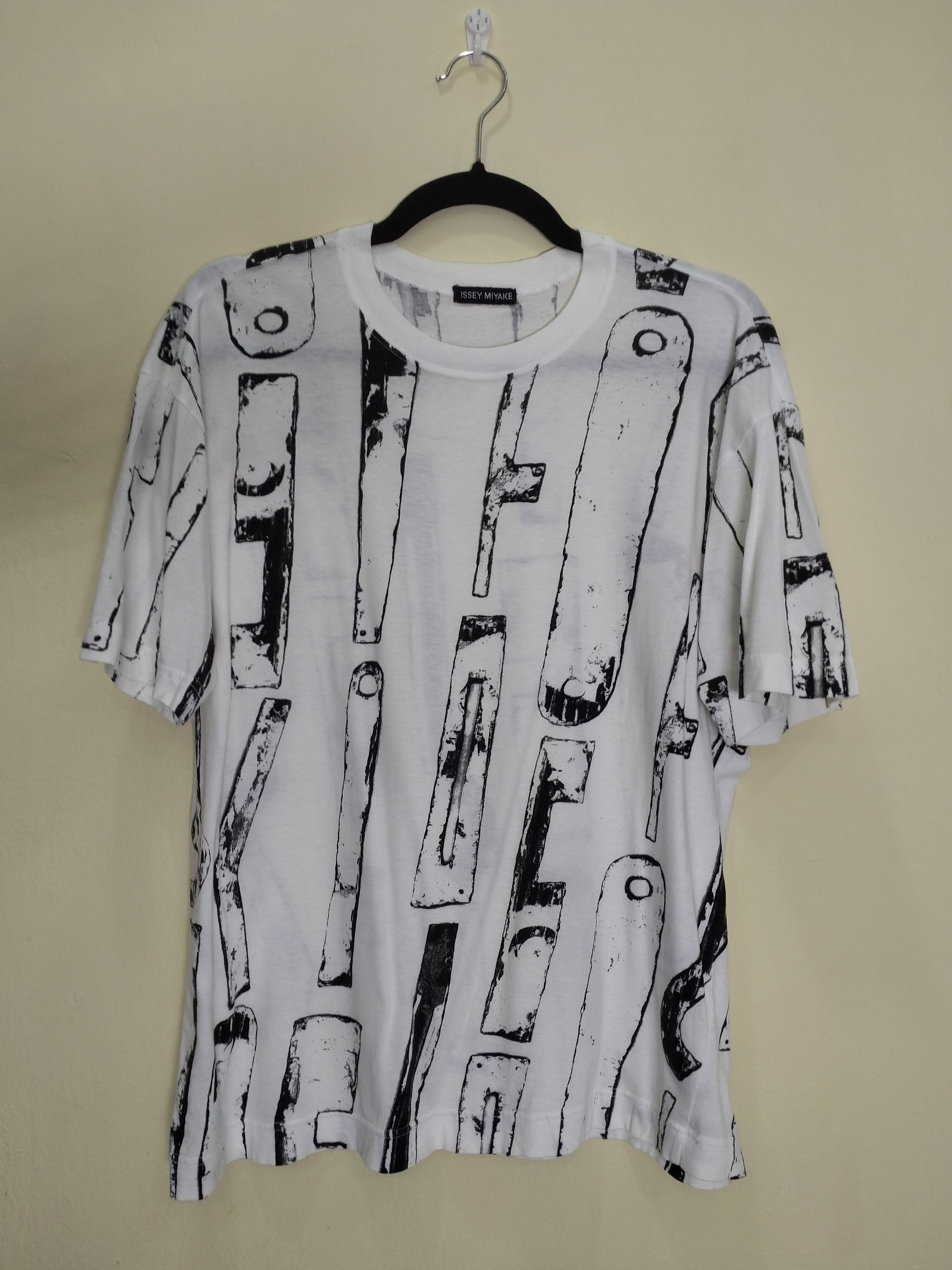 Issey Miyake Issey Miyake Fullprint T-Shirt Made in Japan Size US L / EU 52-54 / 3 - 1 Thumbnail