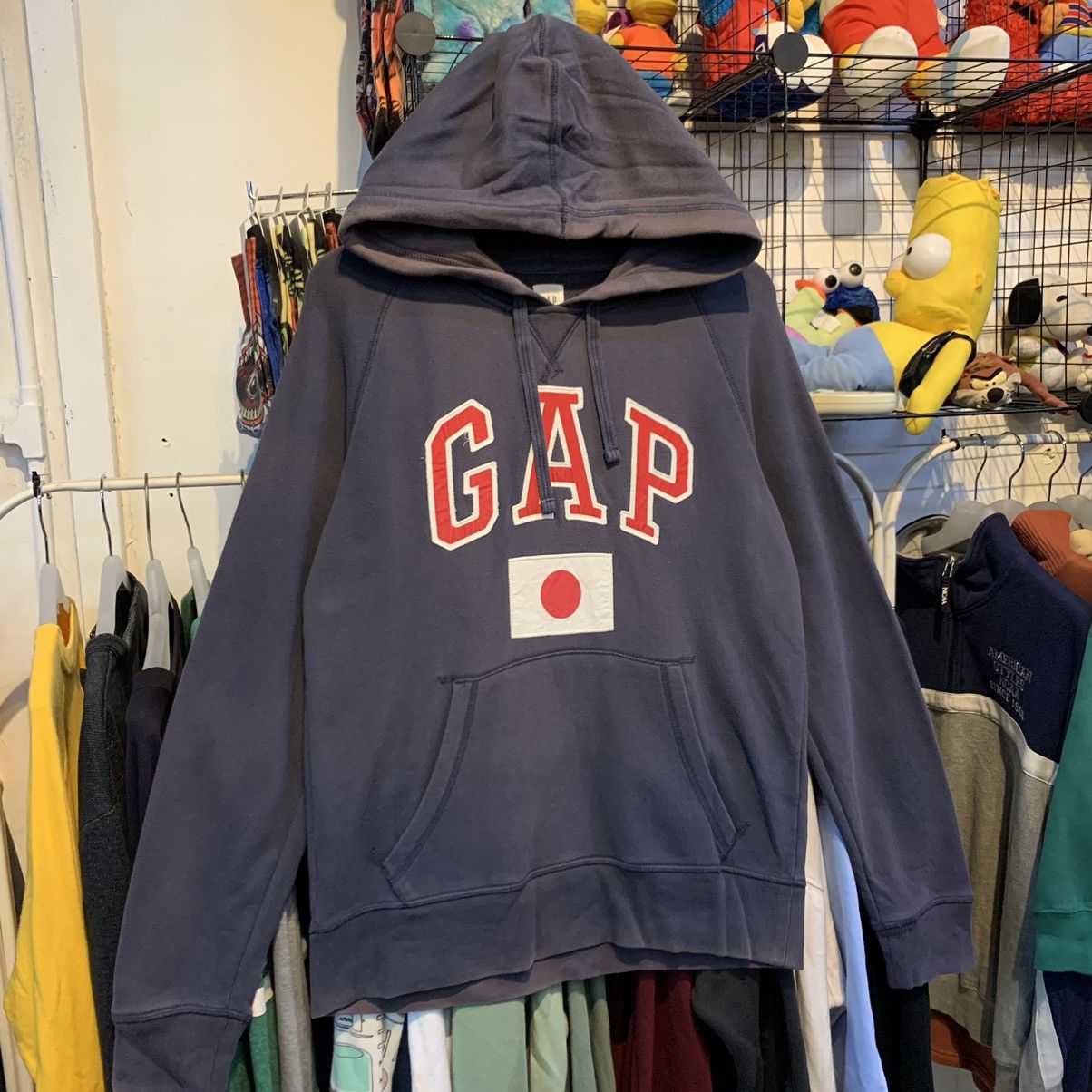 Brand × Gap × Vintage Gap Japan Flag | Grailed