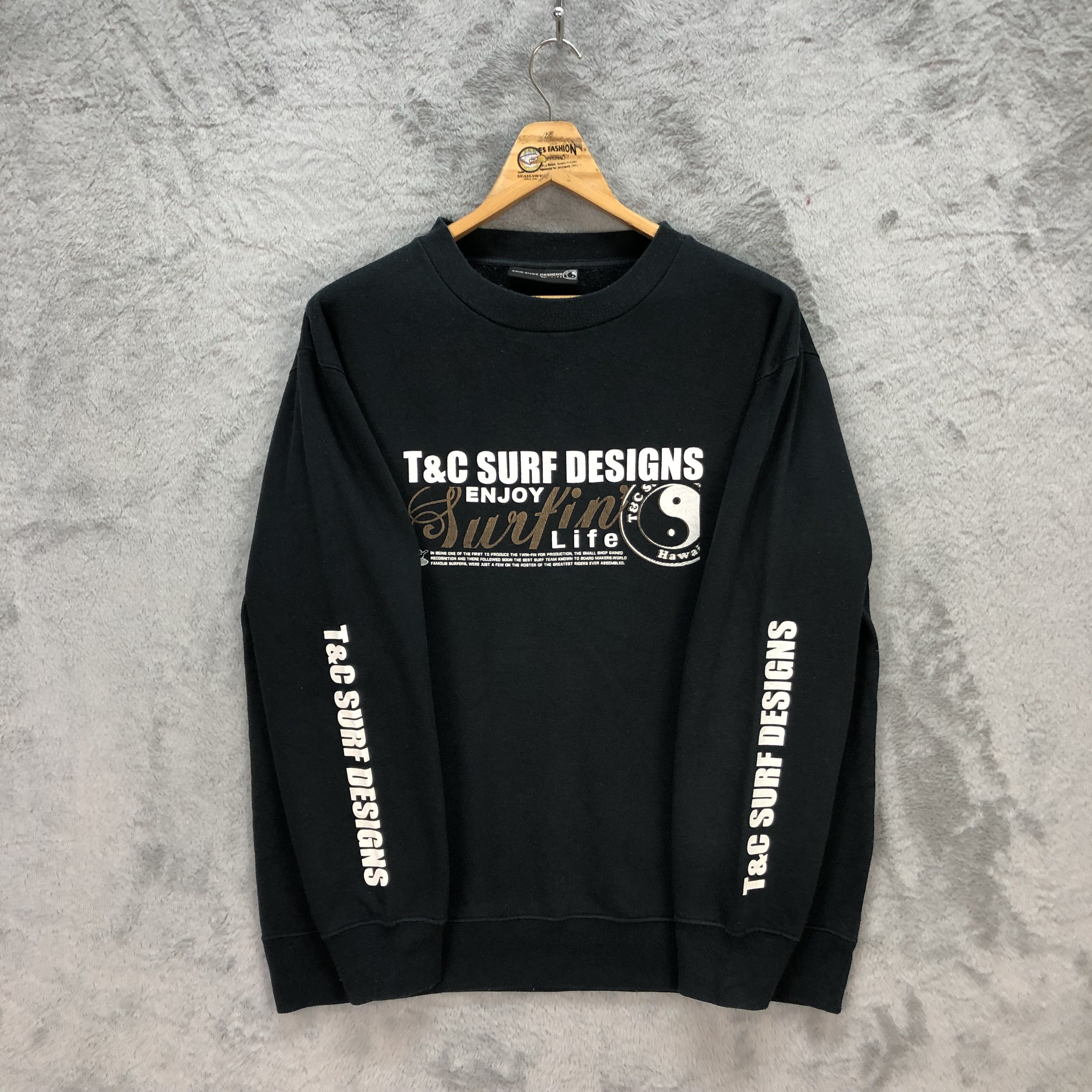 Vintage T&C Surf Design Big Logo Surfwear Sweatshirts #5793-207 Size US XL / EU 56 / 4 - 1 Thumbnail