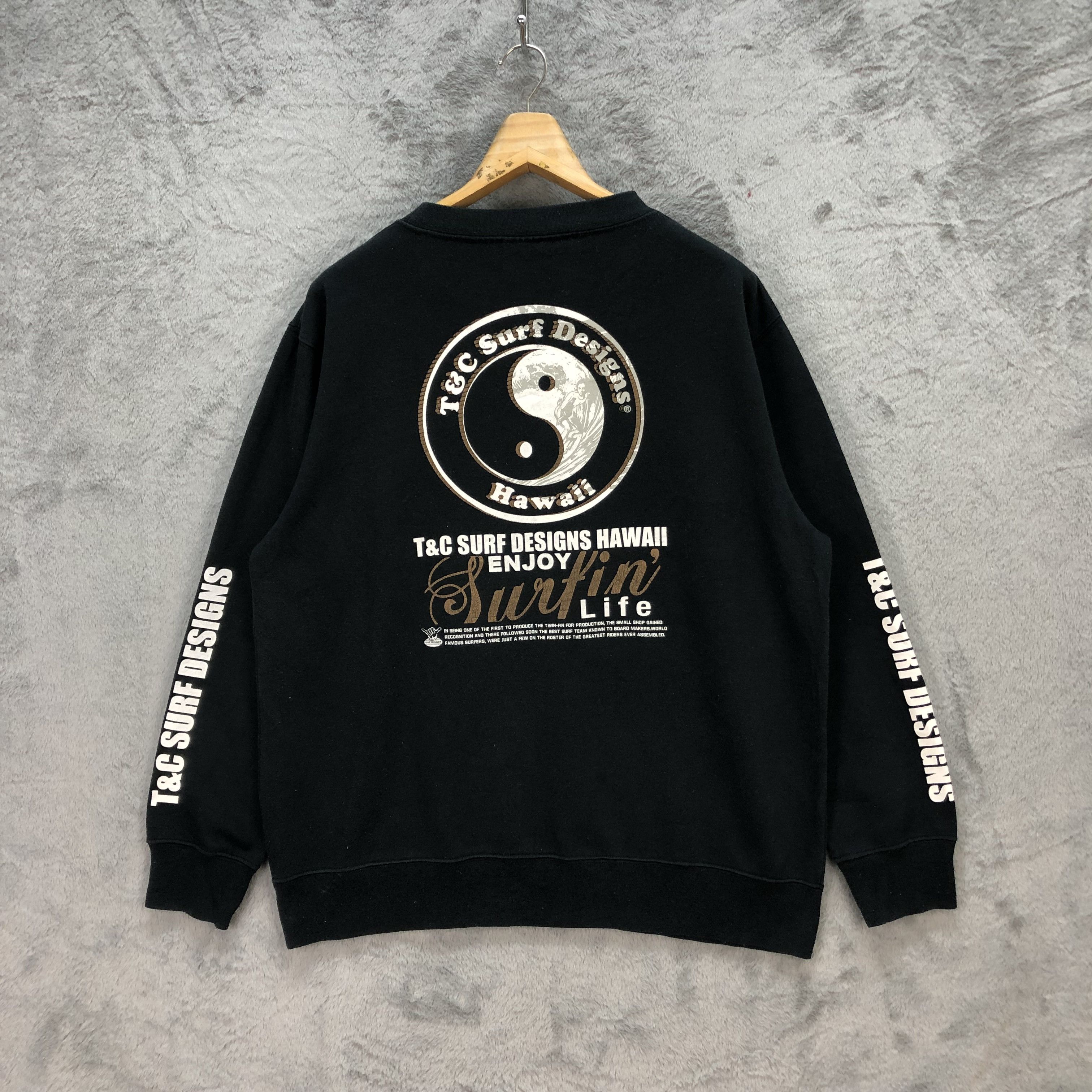 Vintage T&C Surf Design Big Logo Surfwear Sweatshirts #5793-207 Size US XL / EU 56 / 4 - 12 Thumbnail