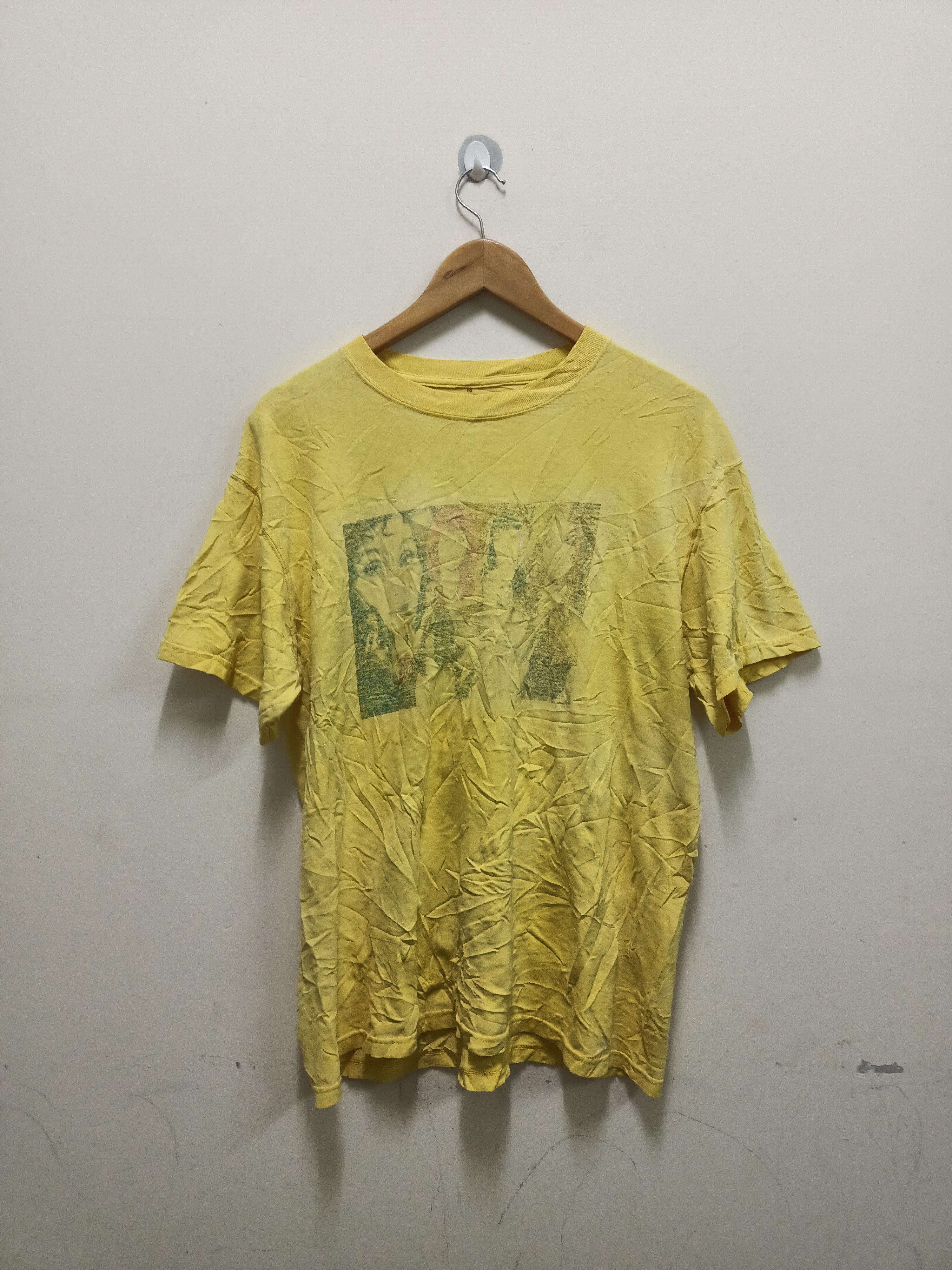Band Tees Vintage Cher American Singer by fruit of the loom Size US M / EU 48-50 / 2 - 1 Thumbnail