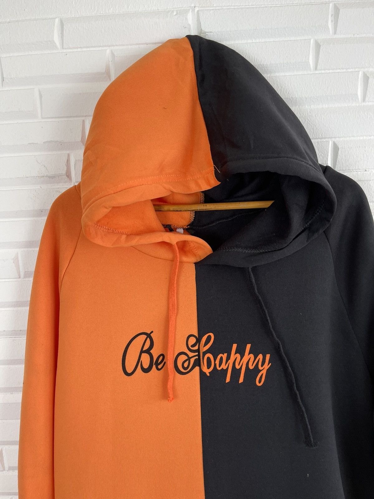 Japanese Brand 90’s SMILEY Sweatshirt Hoodie Streetwear Size US M / EU 48-50 / 2 - 4 Thumbnail