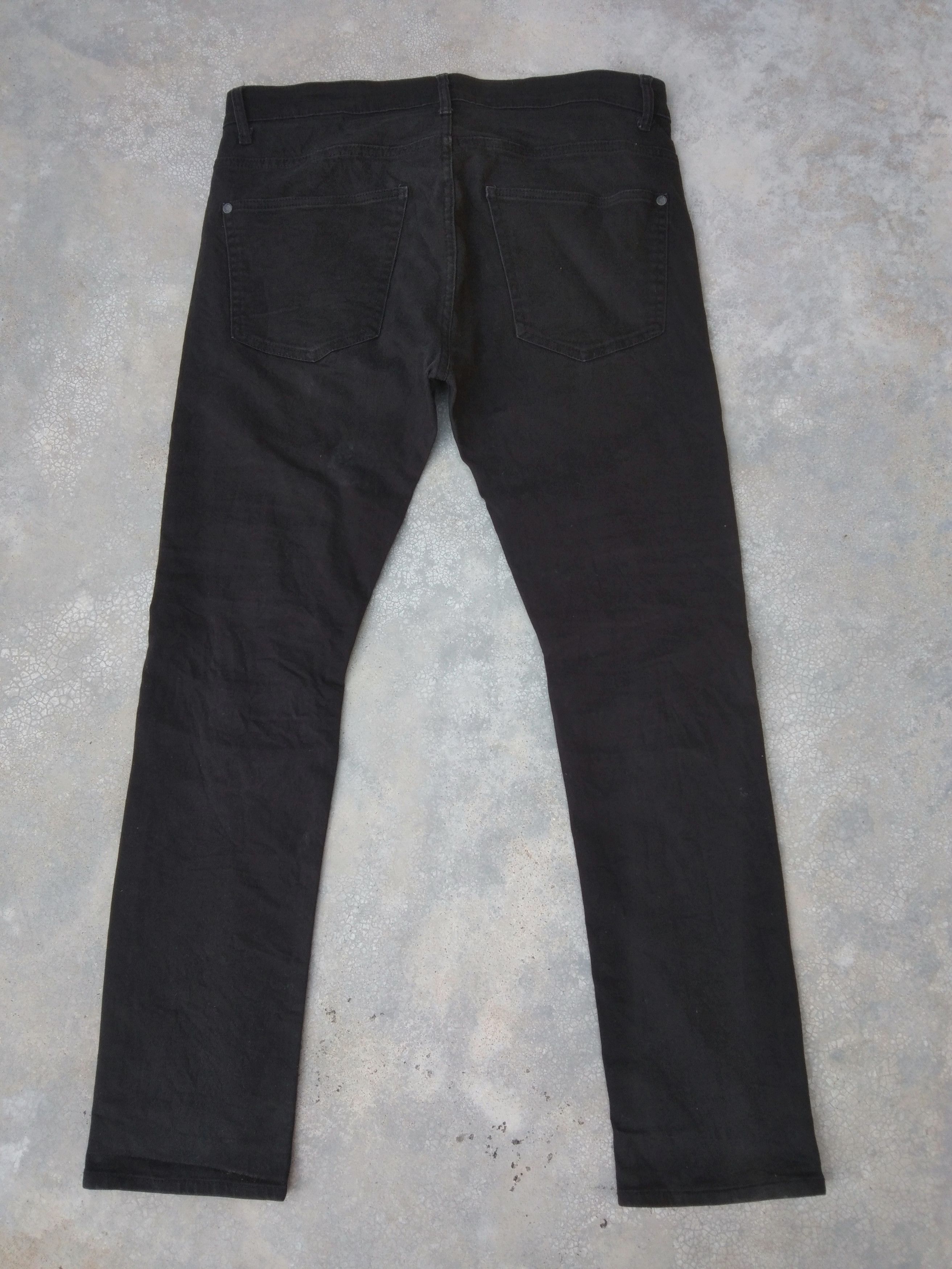 H&M H&M Distressed Black Skinny Moto Pants Style Balmain 33x29 Size US 33 - 2 Thumbnail