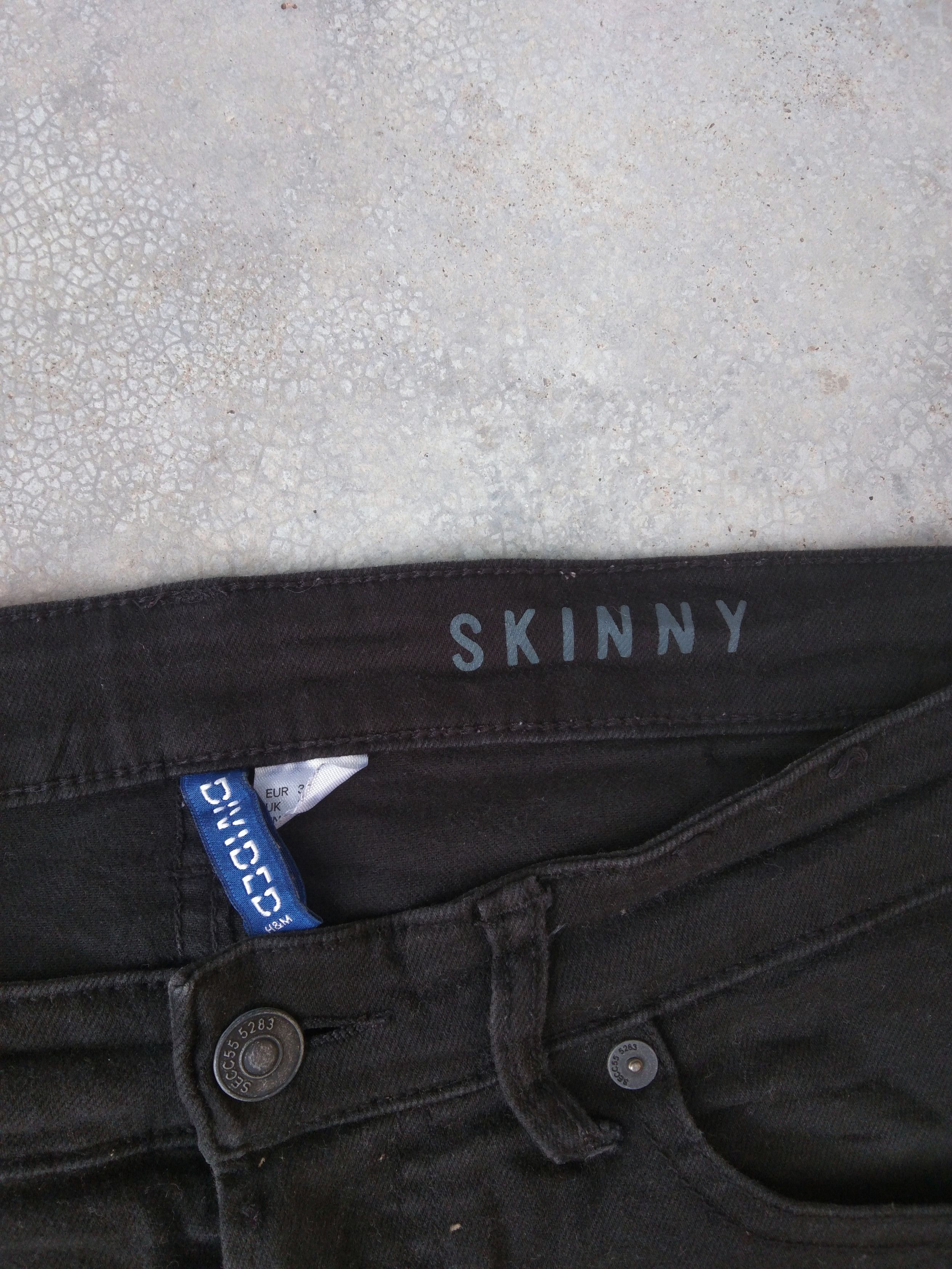 H&M H&M Distressed Black Skinny Moto Pants Style Balmain 33x29 Size US 33 - 7 Thumbnail