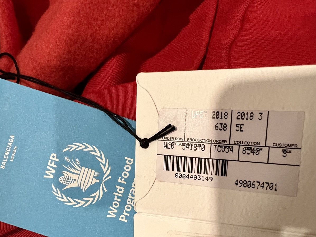 Balenciaga Balenciaga World Food Programme Hoodie Size US S / EU 44-46 / 1 - 16 Thumbnail