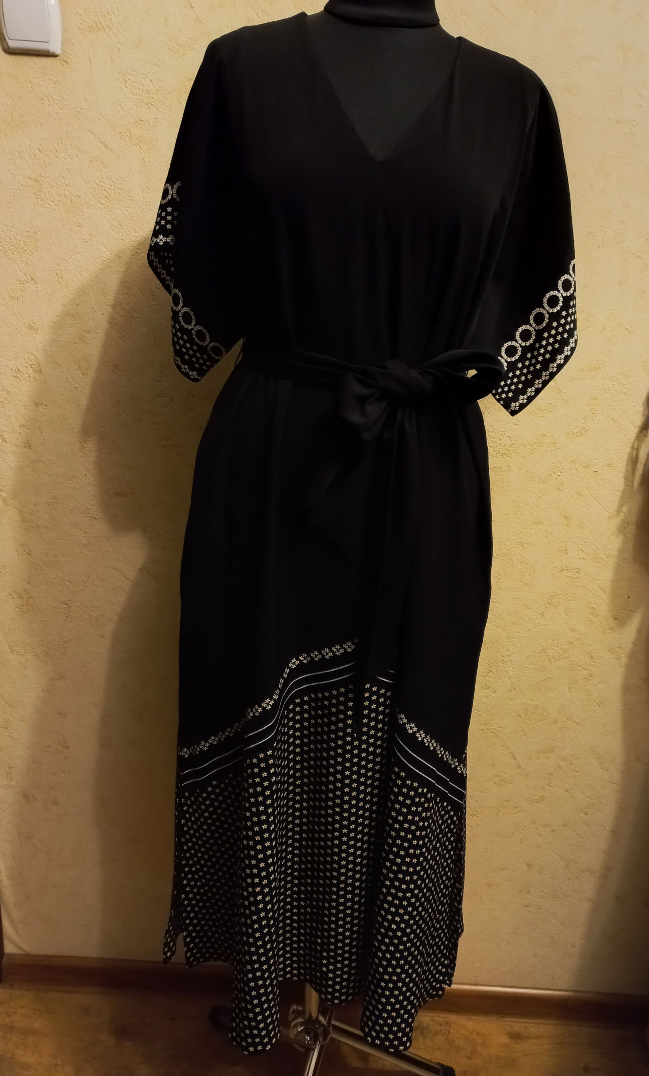 Ted Baker Ted Baker Black dress, L Size L / US 10 / IT 46 - 1 Thumbnail