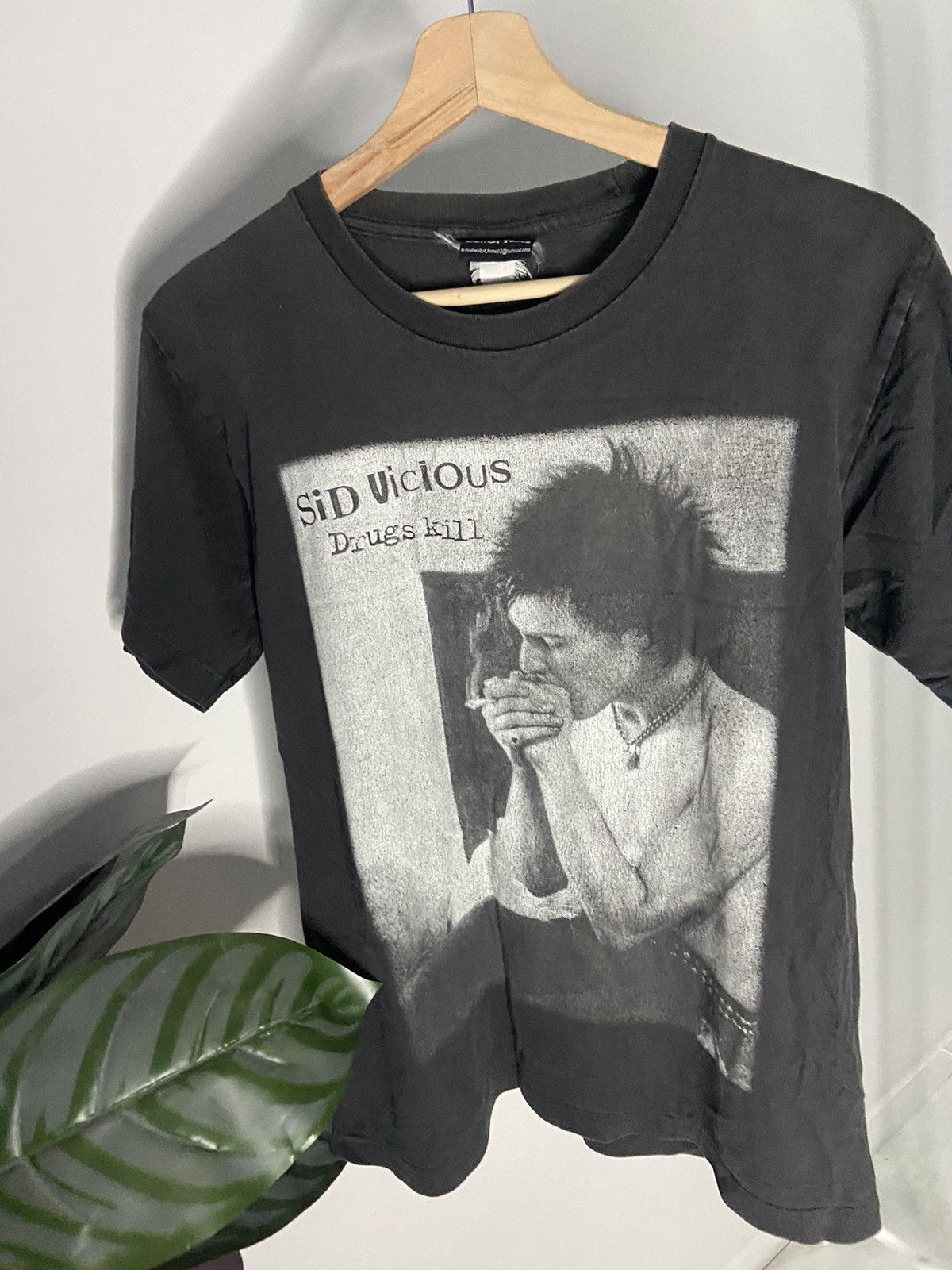 Band Tees × Vintage VINTAGE SID VICIOUS DRUGS KILL X BAND TEES😊😊❤️ Size US M / EU 48-50 / 2 - 3 Thumbnail