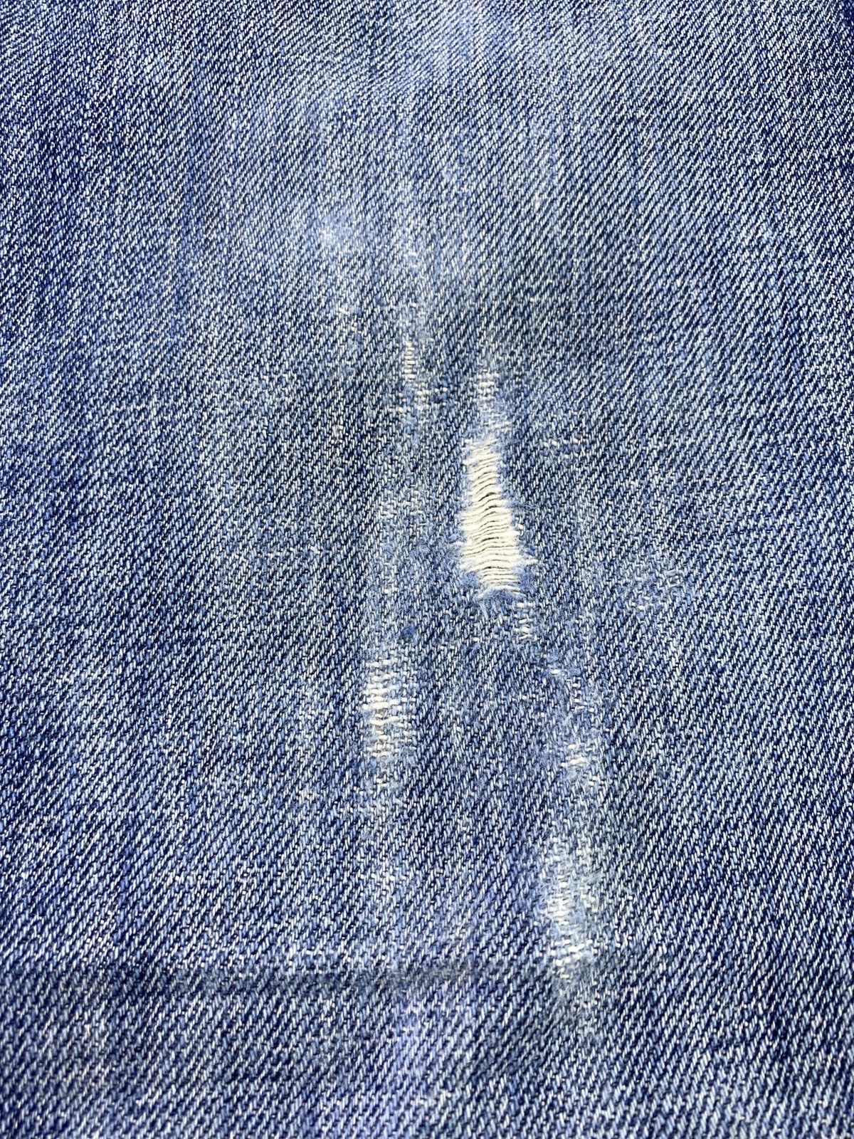 Jean × Levi's × Vintage VINTAGE LEVIS 501 DISTRESSED BLUE WASH JEANS - J023 Size US 34 / EU 50 - 12 Thumbnail