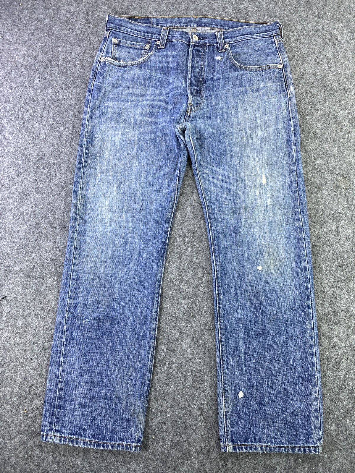 Jean × Levi's × Vintage VINTAGE LEVIS 501 DISTRESSED BLUE WASH JEANS - J023 Size US 34 / EU 50 - 1 Thumbnail