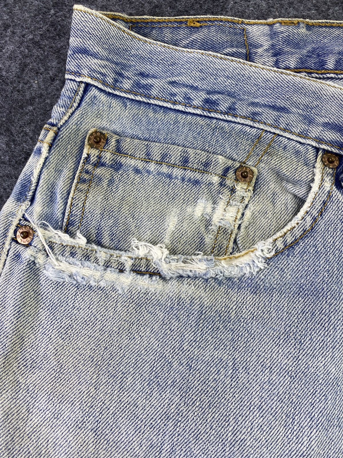 Jean × Levi's × Vintage VINTAGE LEVIS 550 RELAXED FIT JEANS - J027 Size US 39 - 11 Thumbnail