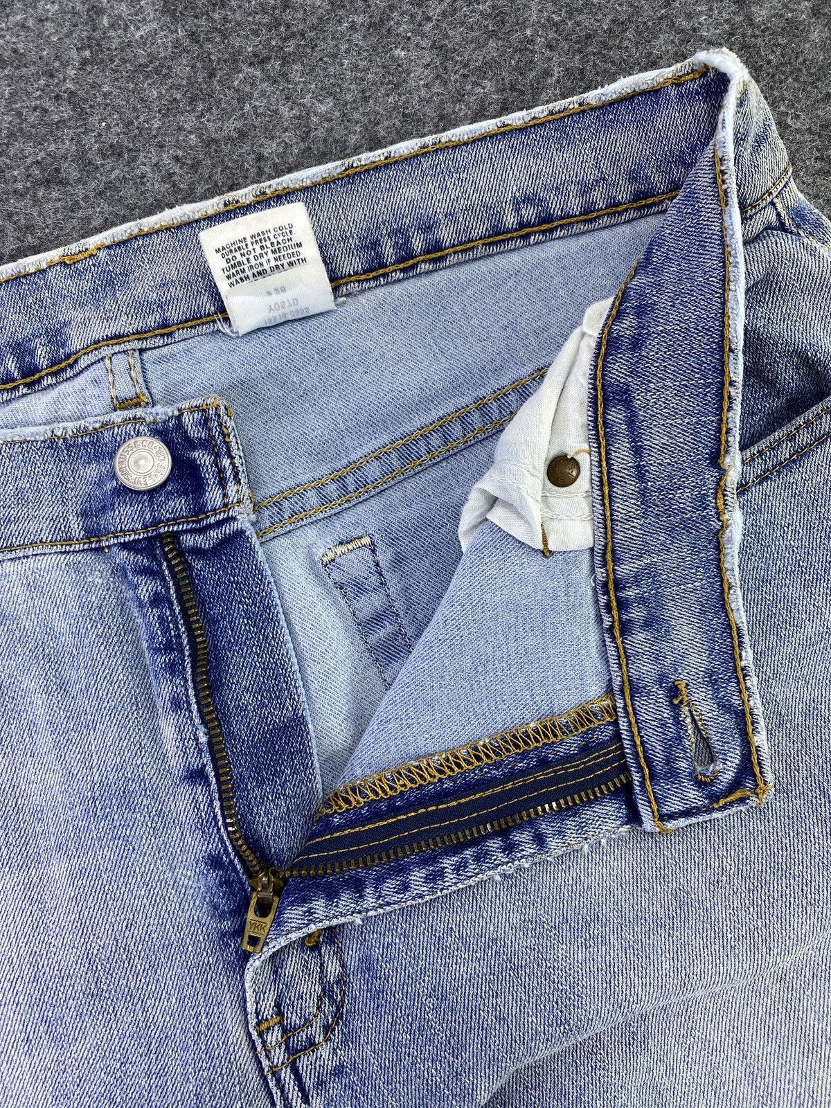 Levi's × Vintage VINTAGE LEVI'S 515 BLUE WASH JEANS - J029 Size 34" / US 12 / IT 48 - 5 Thumbnail